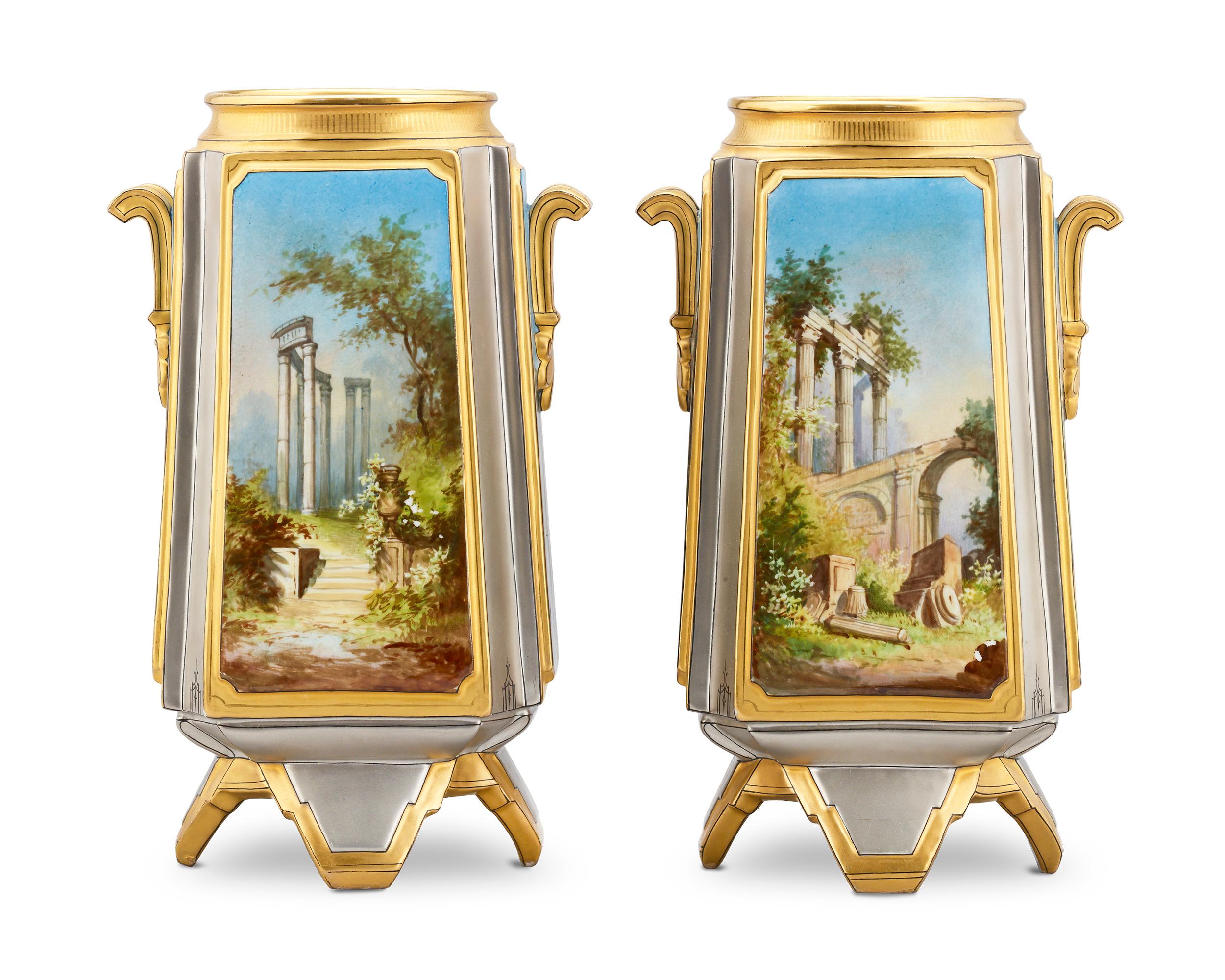Neoclassico Coppia di vasi in platino Old Paris in vendita