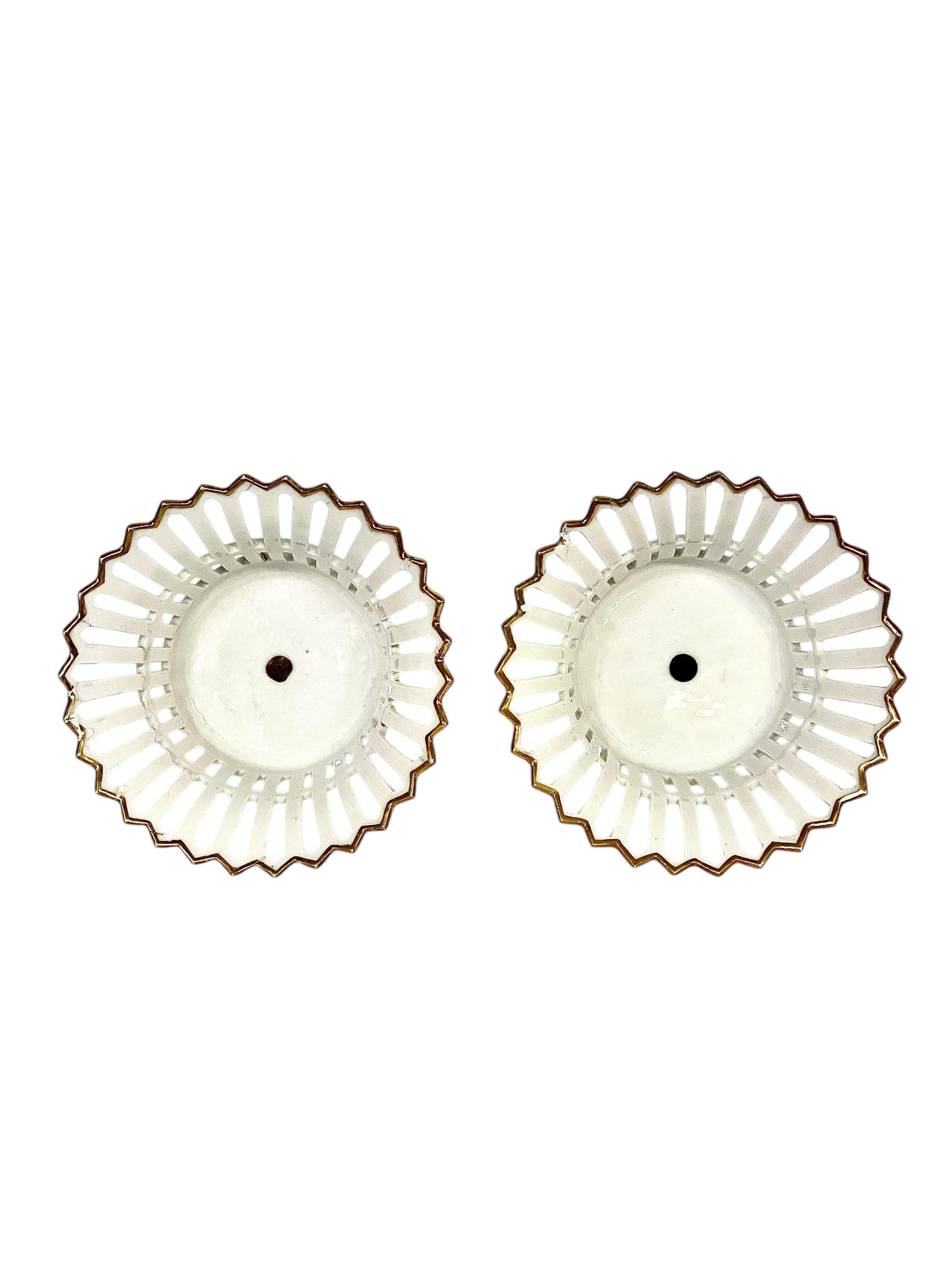 French Pair of Old Paris Porcelain Empire Baskets For Sale