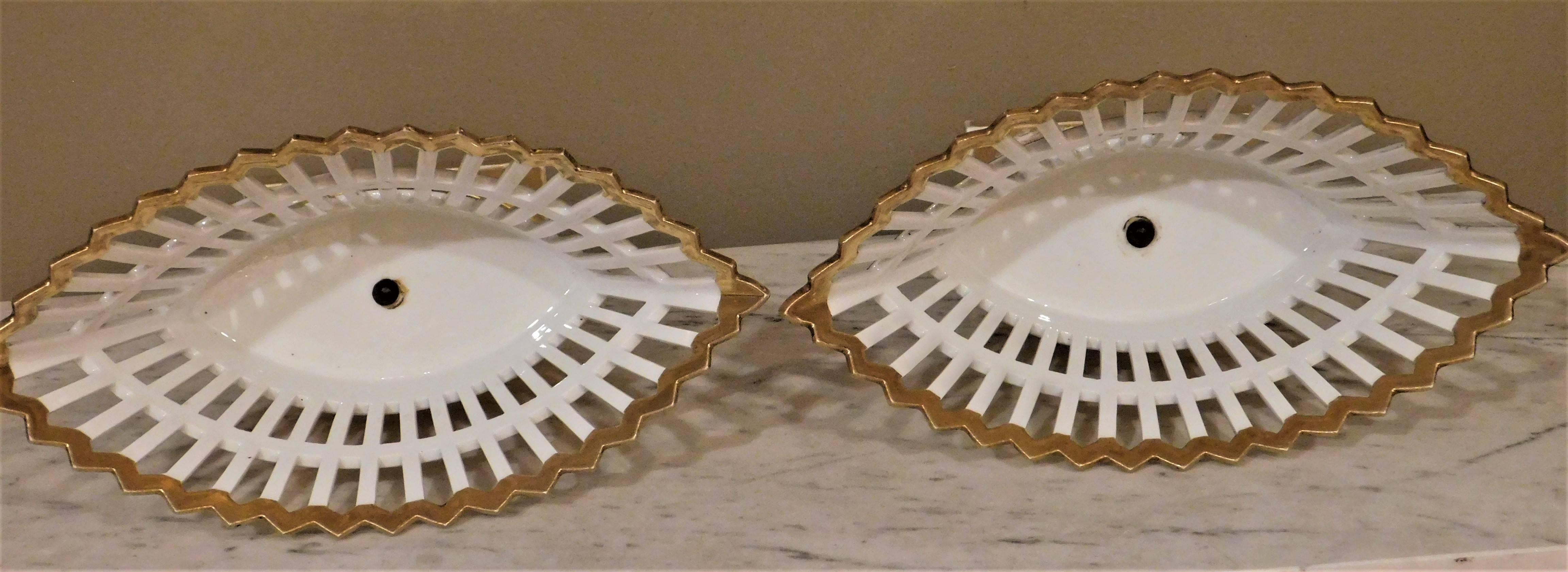 French Pair of Old Paris Reticulated Porcelain Compotes, Paris, circa 1825