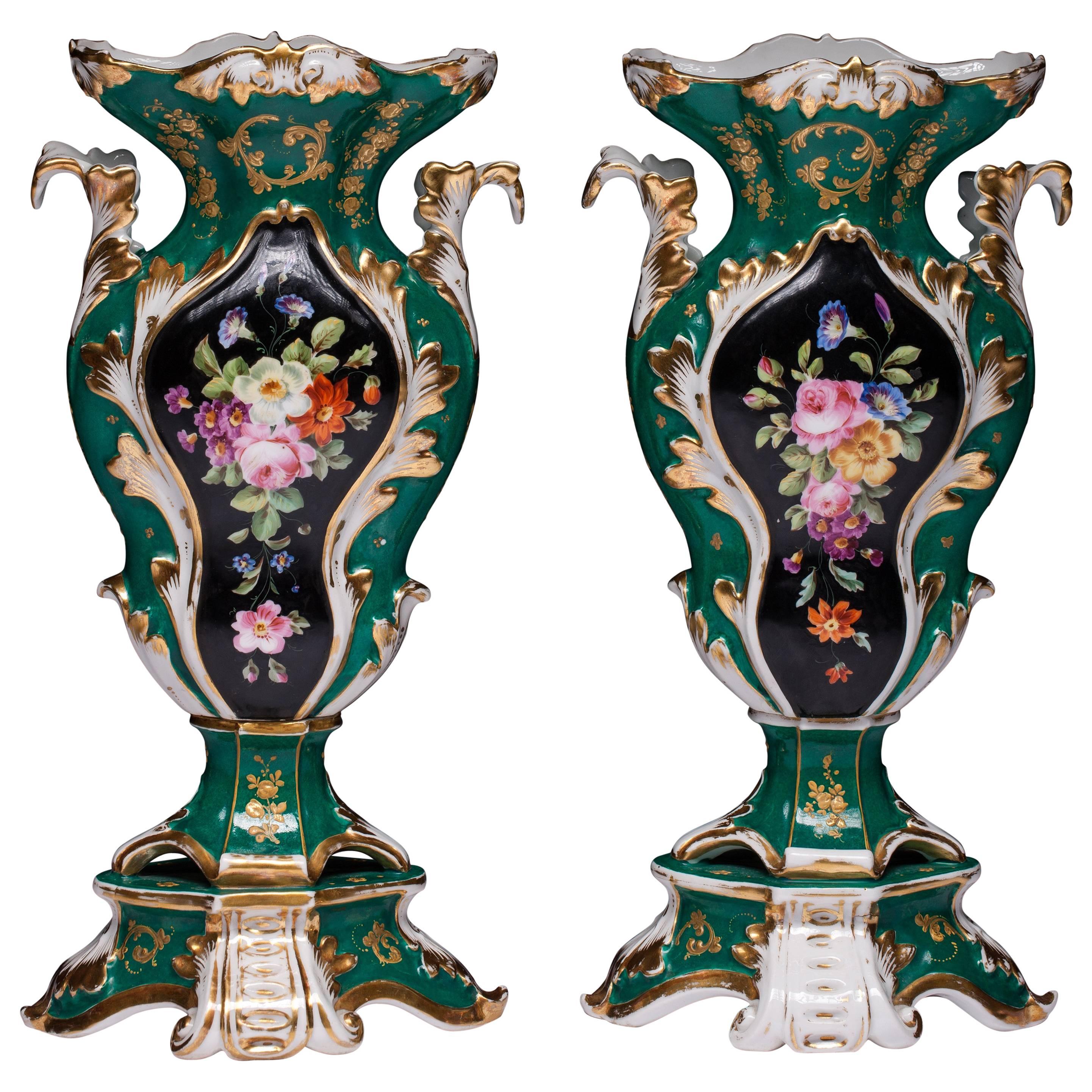 Pair of Old Paris Rococo Vases on Stands Green in Color For Sale