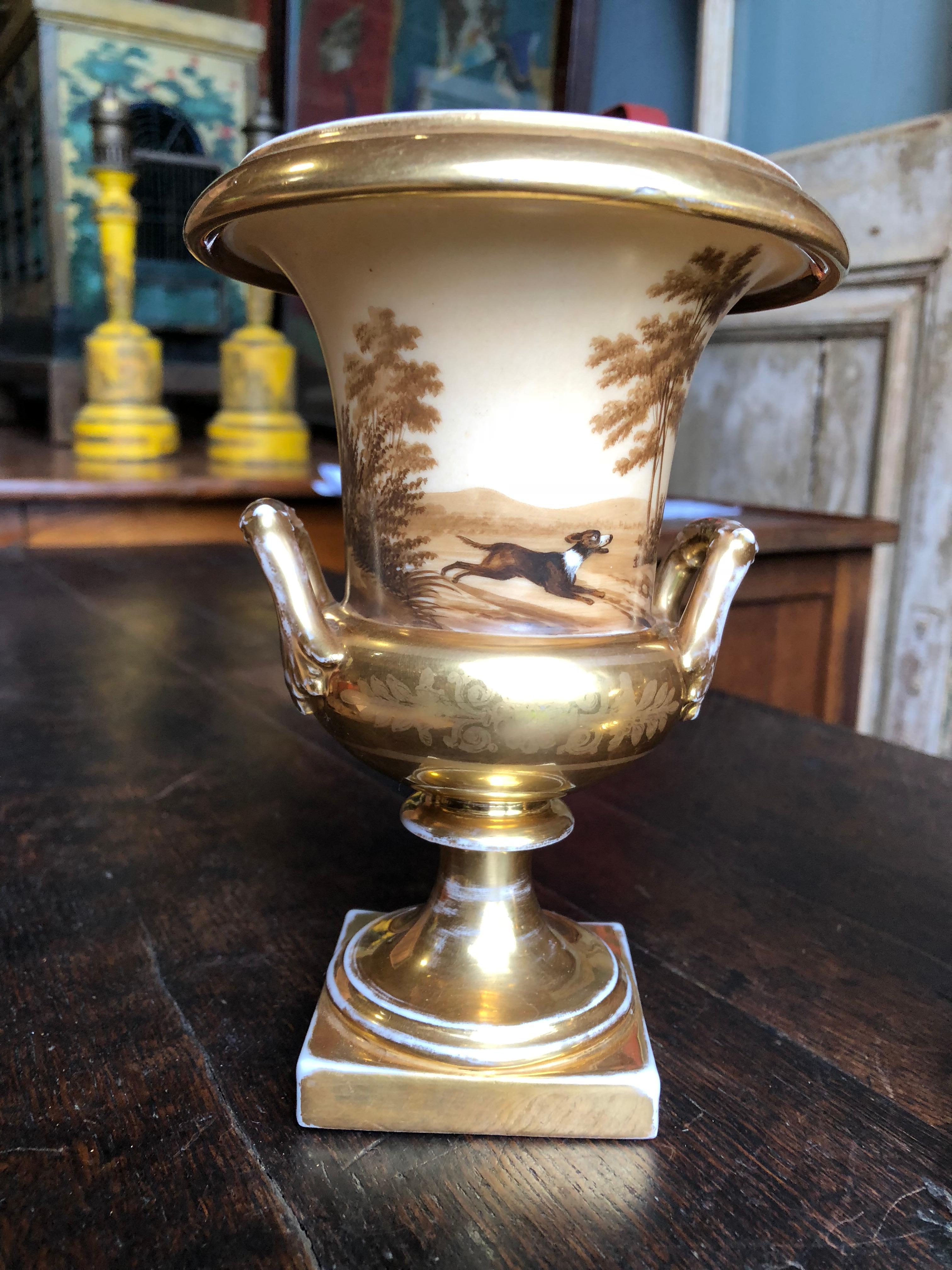 Pair of Old Paris Urns, Hunting Theme In Good Condition In Doylestown, PA