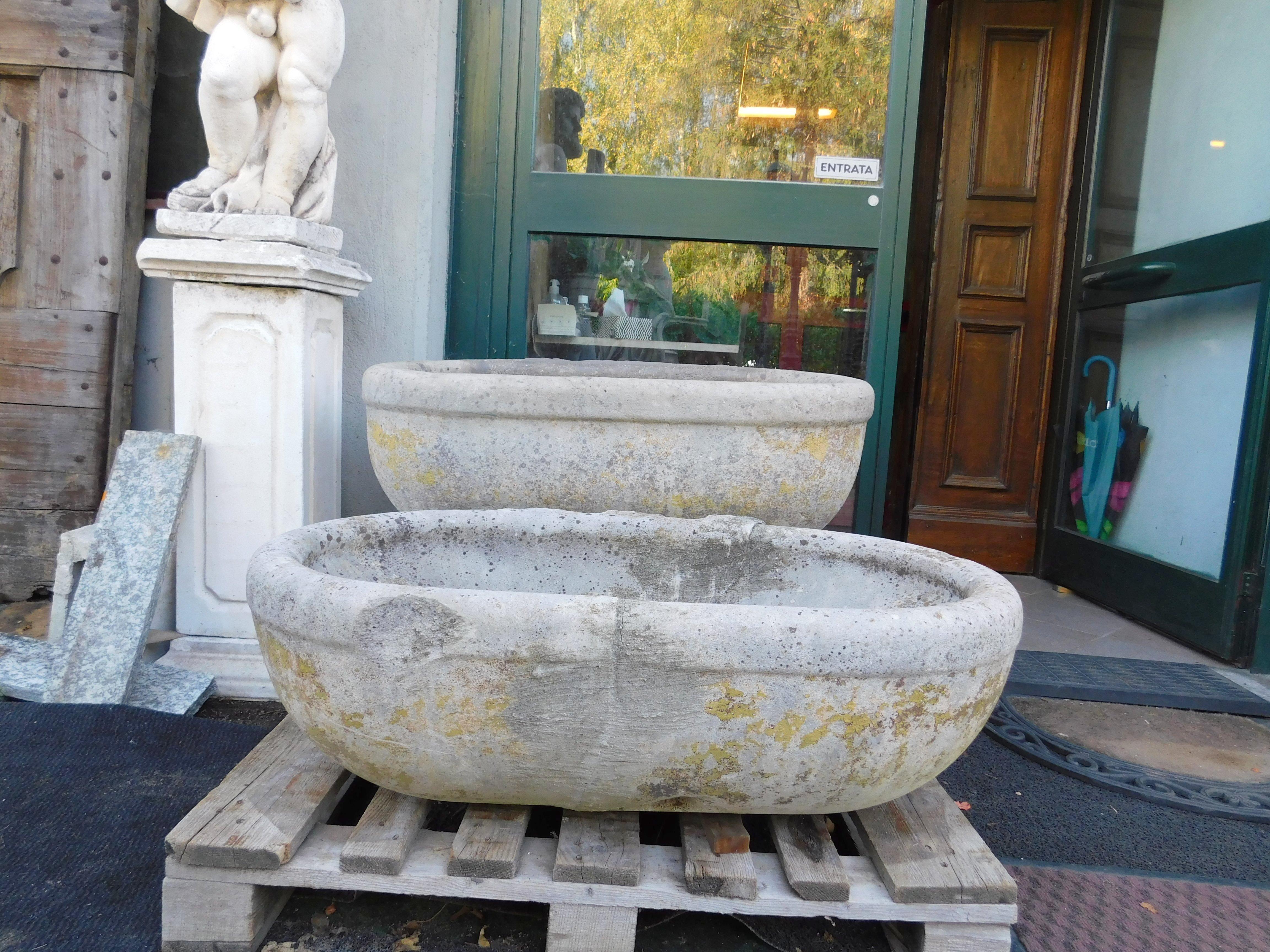 Italian Pair of Old Sinks or Tubs, in Carved Stone, 1900s Italy For Sale