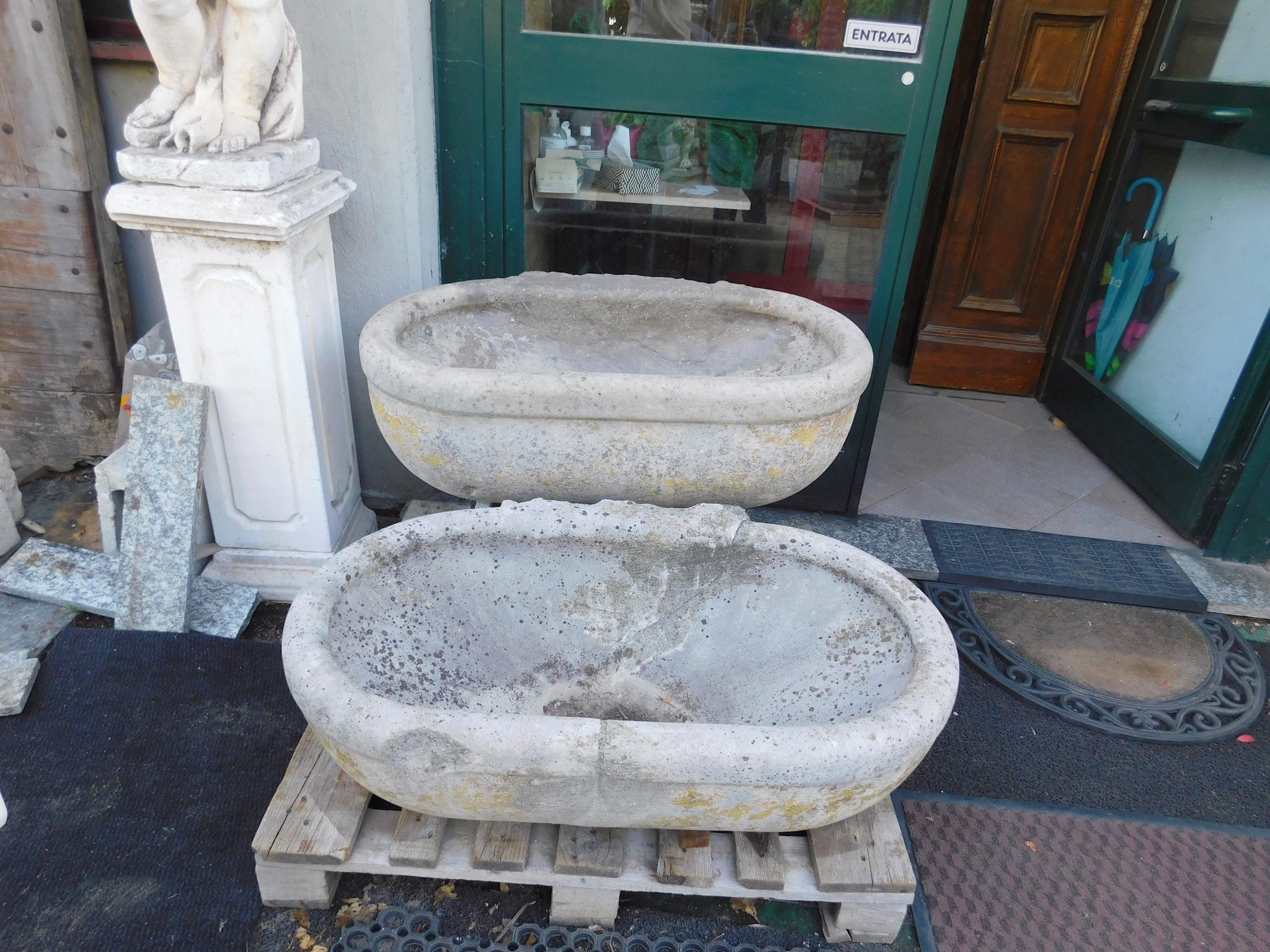 Hand-Carved Pair of Old Sinks or Tubs, in Carved Stone, 1900s Italy For Sale