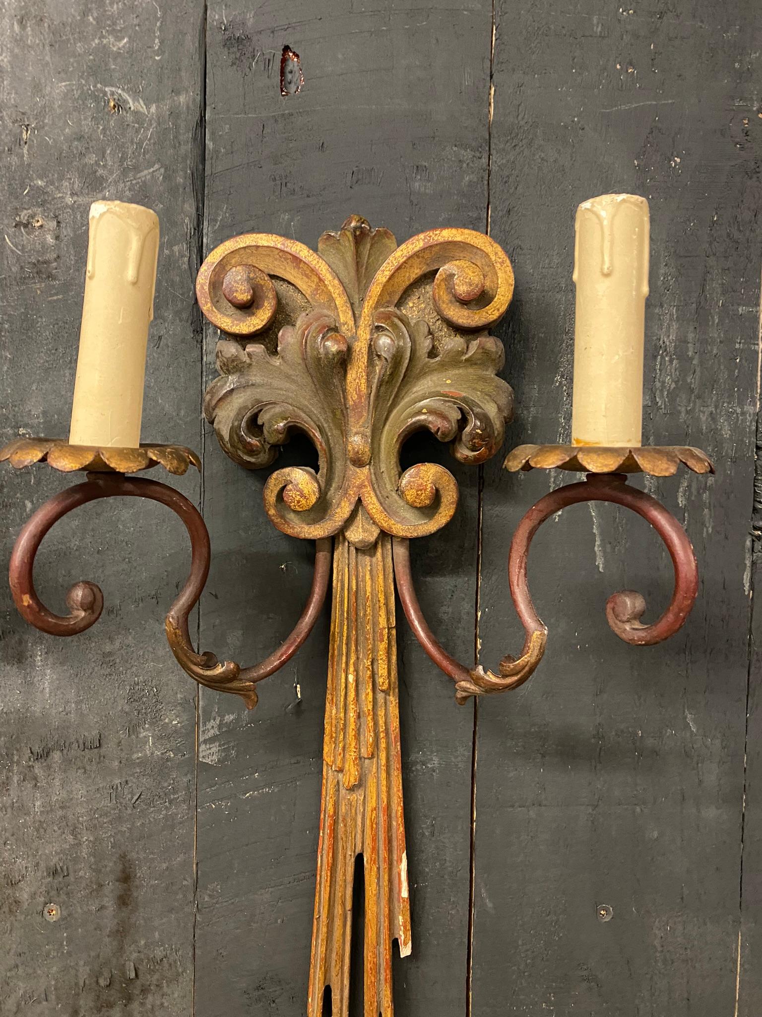 Polychromed Pair of Old Wall Lights in Polychrome Wood and Wrought Iron circa 1950 For Sale