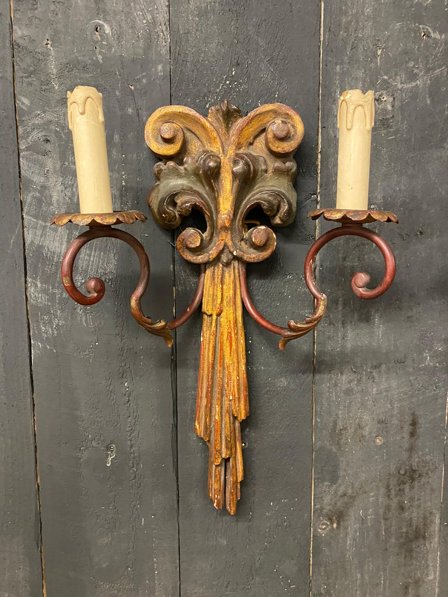 Pair of Old Wall Lights in Polychrome Wood and Wrought Iron circa 1950 For Sale 1
