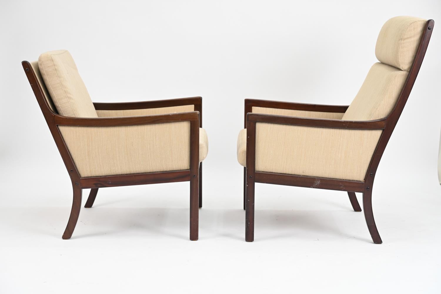 Pair of Ole Wanscher for Poul Jeppesens Møbelfabrik Lounge Chairs In Good Condition In Norwalk, CT