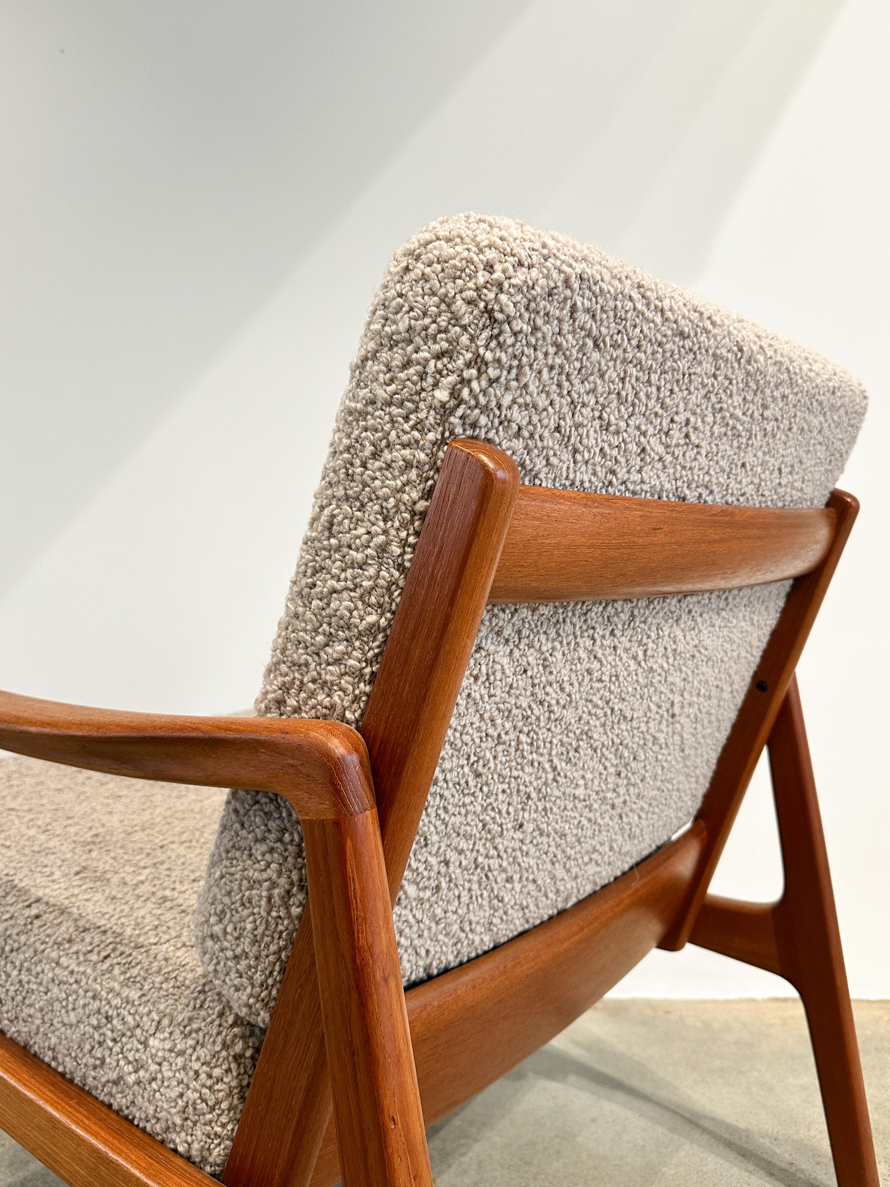 Pair of Ole Wanscher Lounge Chairs Teak & Bouclé Wool Upholstery Dedar Luxe 1960 3