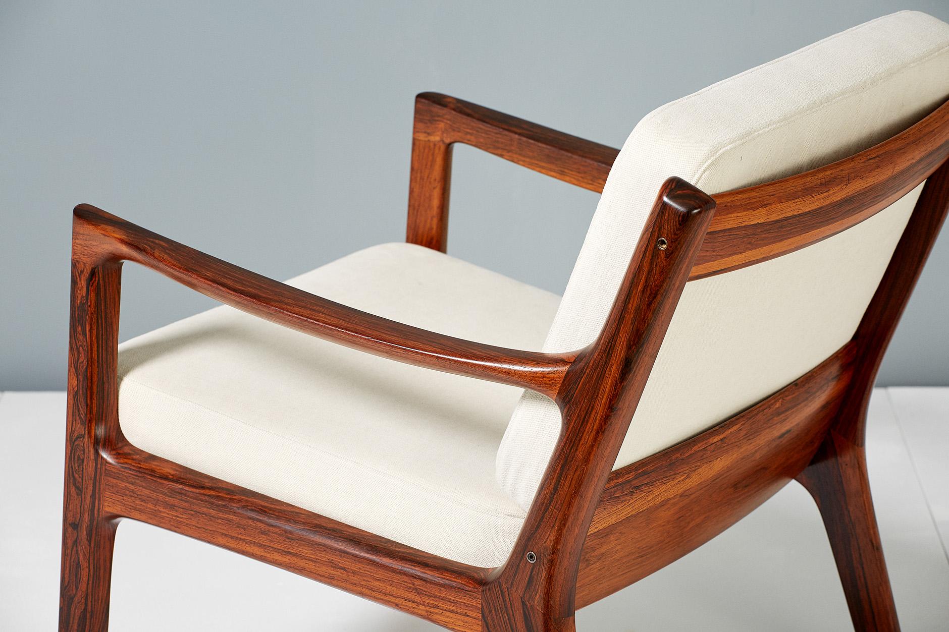 Pair of Ole Wanscher Rosewood Senator Lounge Chairs, 1960 In Excellent Condition In London, GB