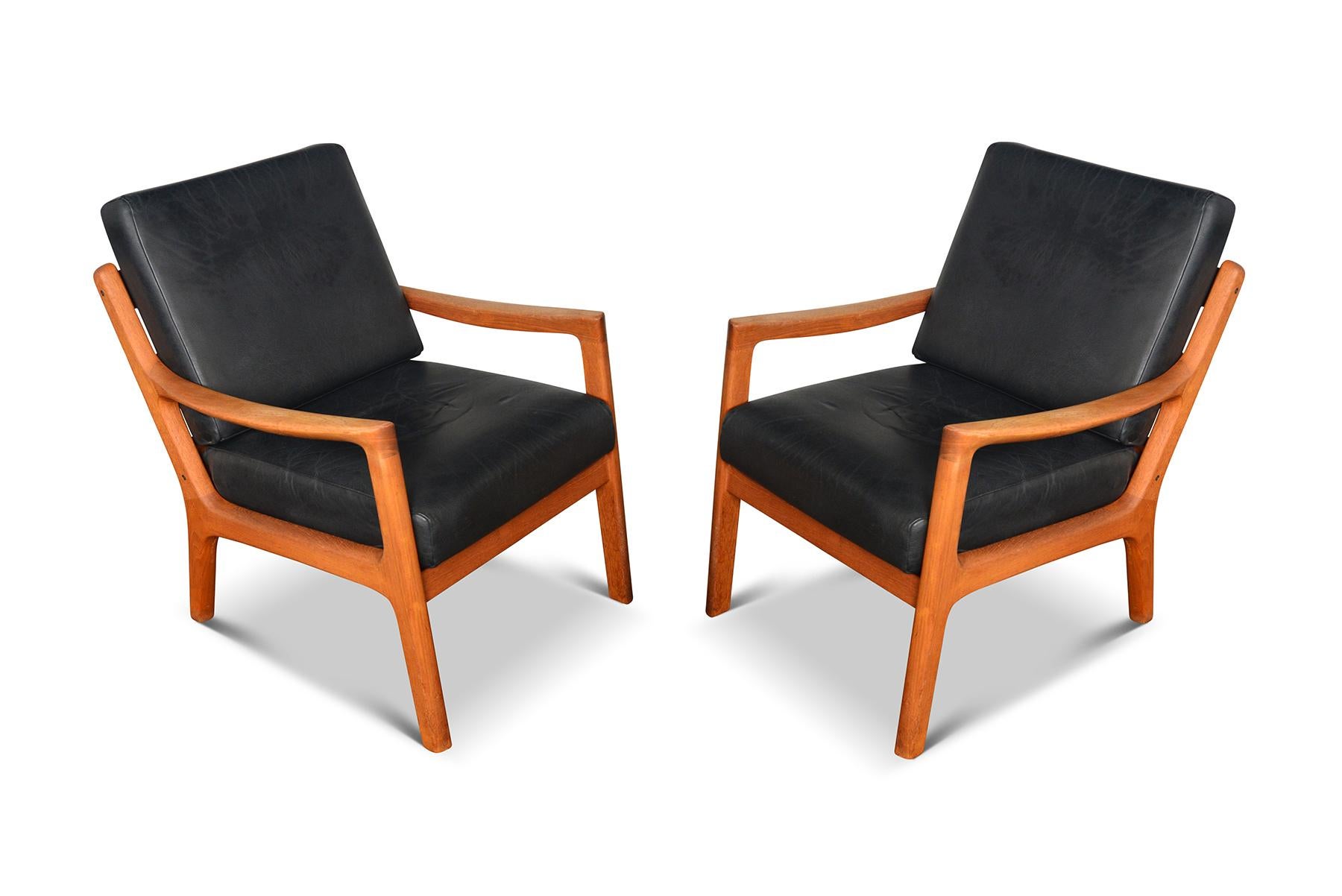 Danish Pair of Ole Wanscher Senator Lounge Chairs in Teak + Black Leather