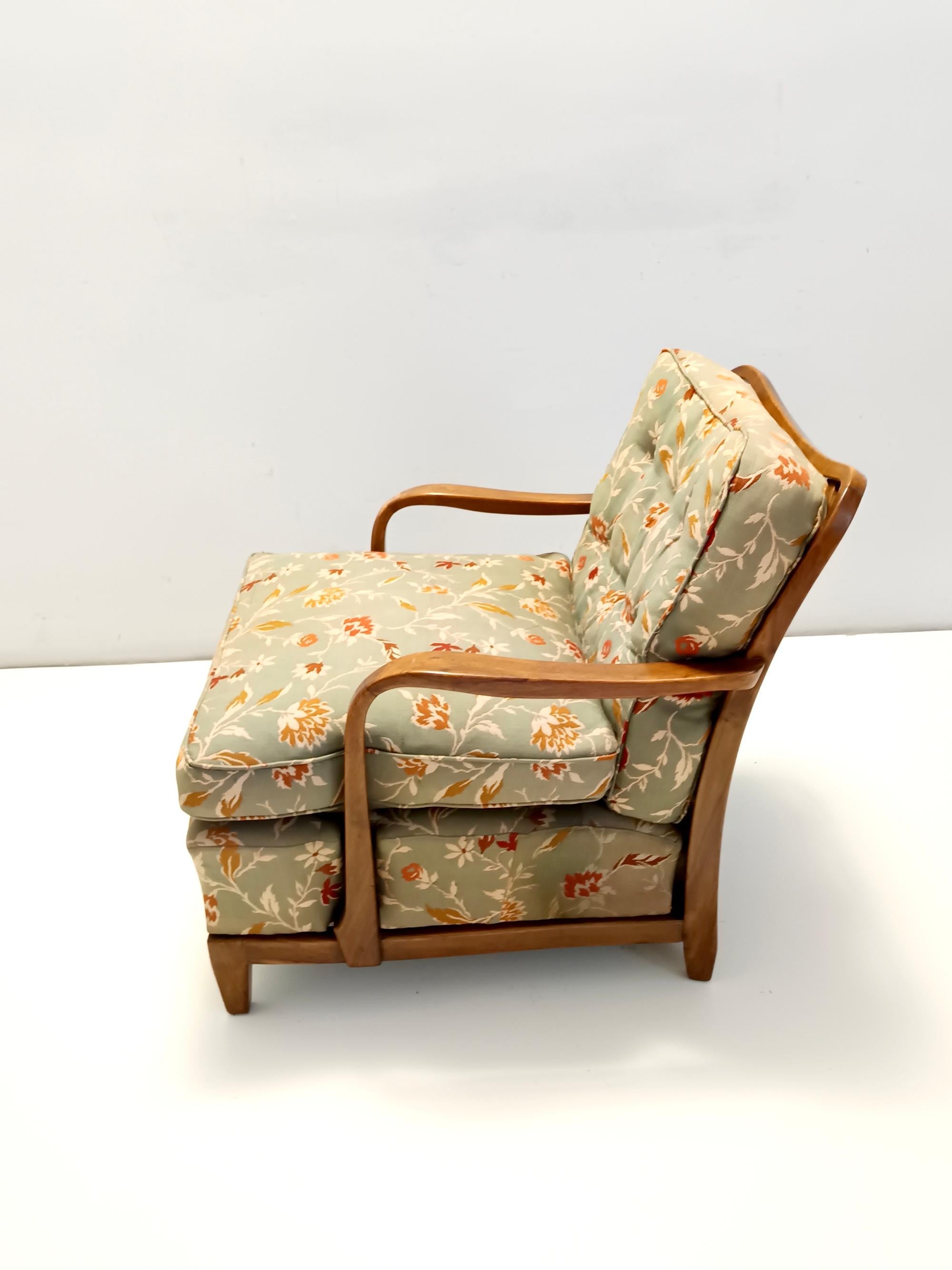 Mid-20th Century Pair of Olive Green Fabric Armchairs by Paolo Buffa with Walnut Frame, Italy For Sale
