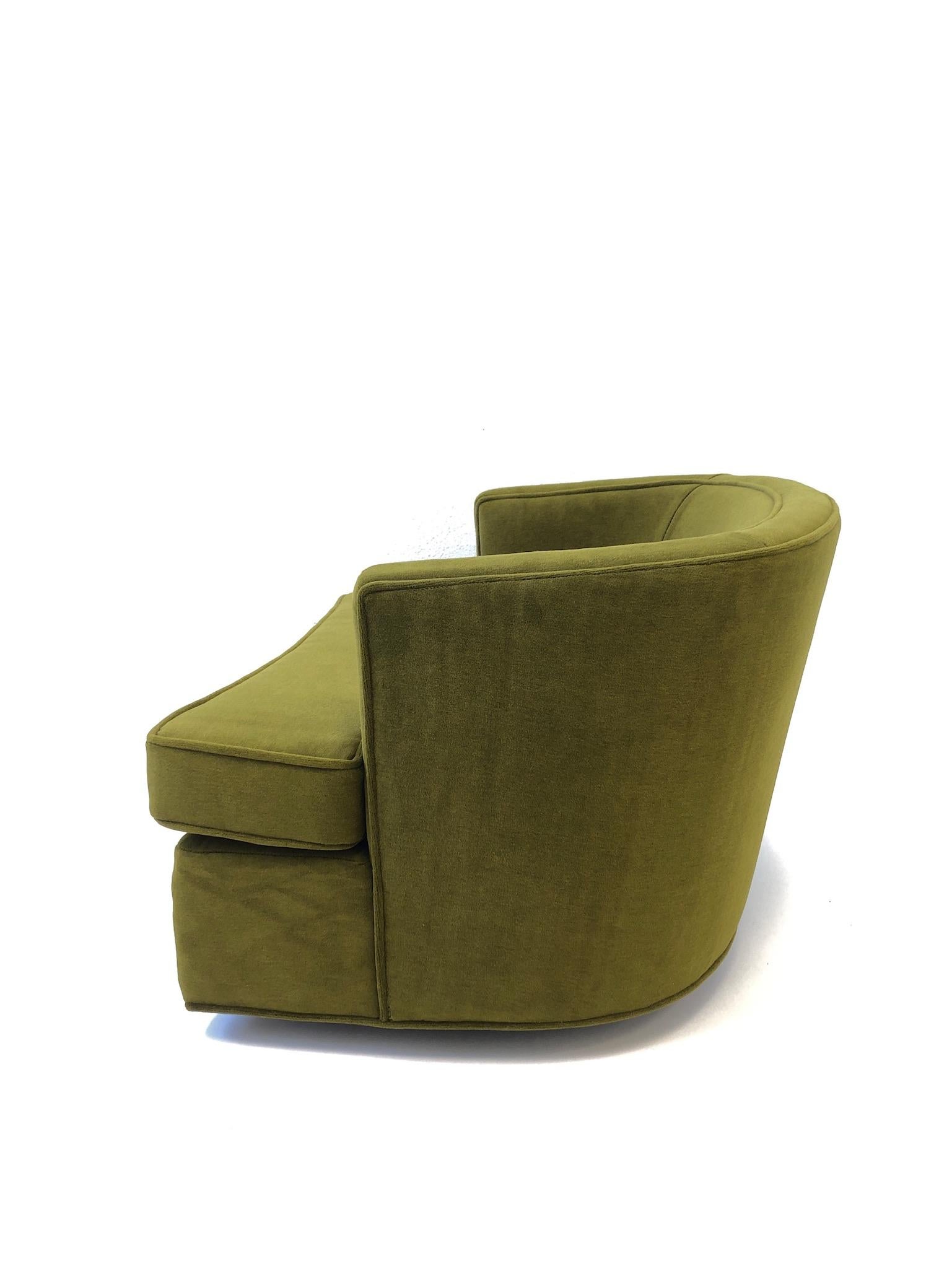 Mid-20th Century Pair of Olive Green Mohair Swivel Lounge Chairs by Harvey Probber