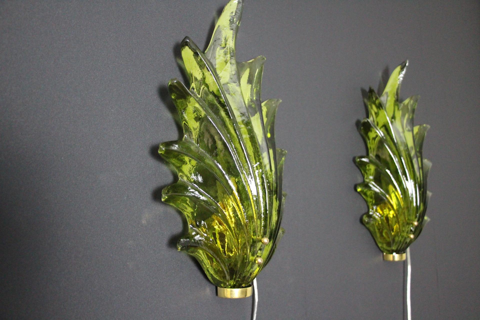 Contemporary Pair of Olive Green Murano Glass Leaf and Brass Sconces in Barovier Style