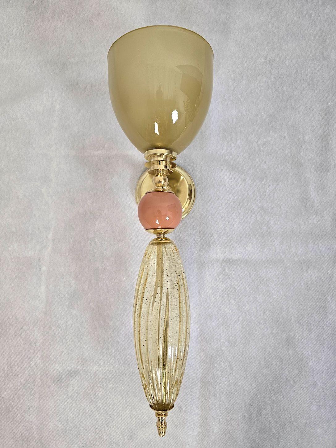 Coppia di appliques in Greene & Greene verde oliva di Murano In condizioni ottime in vendita a Dallas, TX