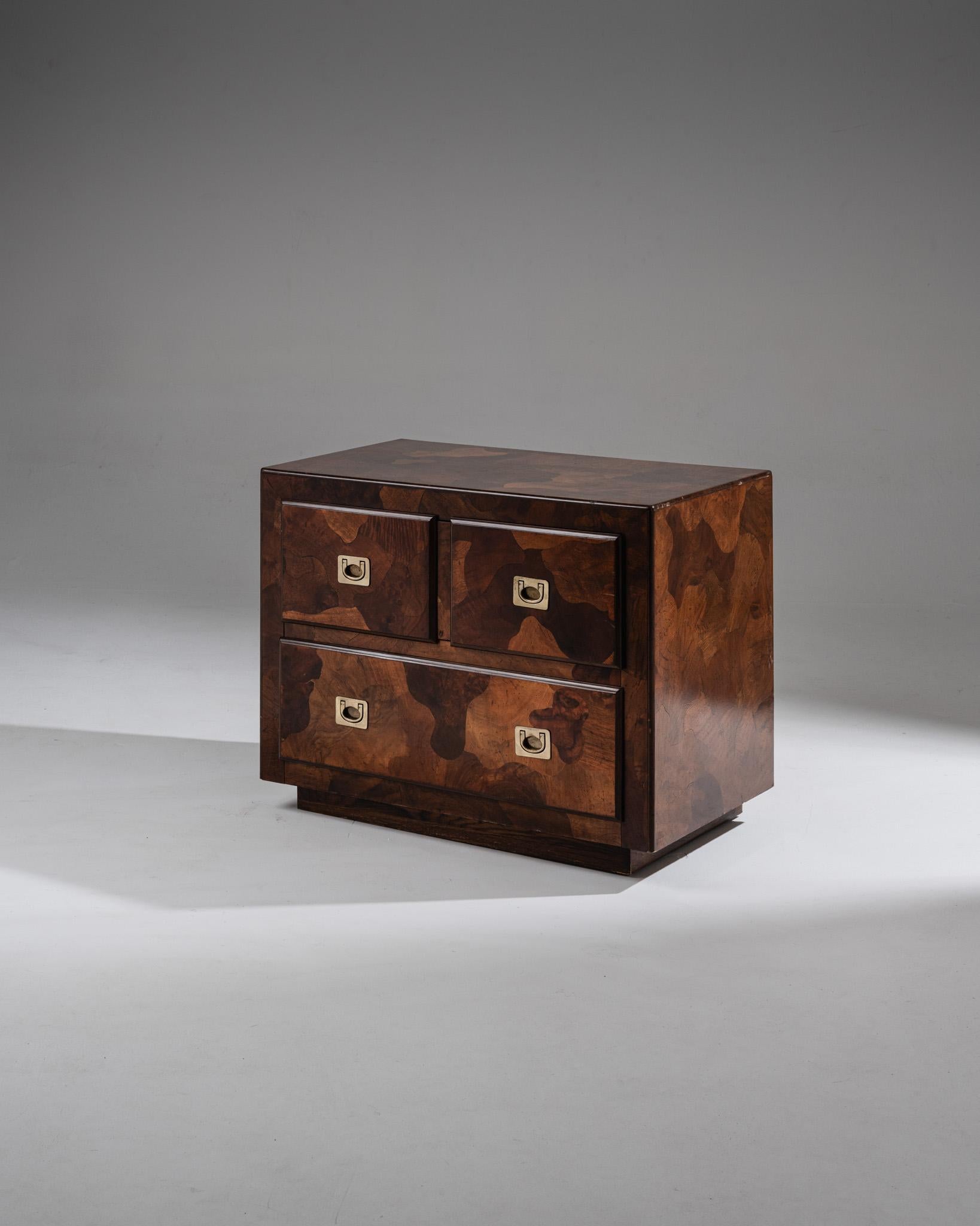 Bois Paire de tables de nuit en placage de bois d'Oliver, années 1950 en vente