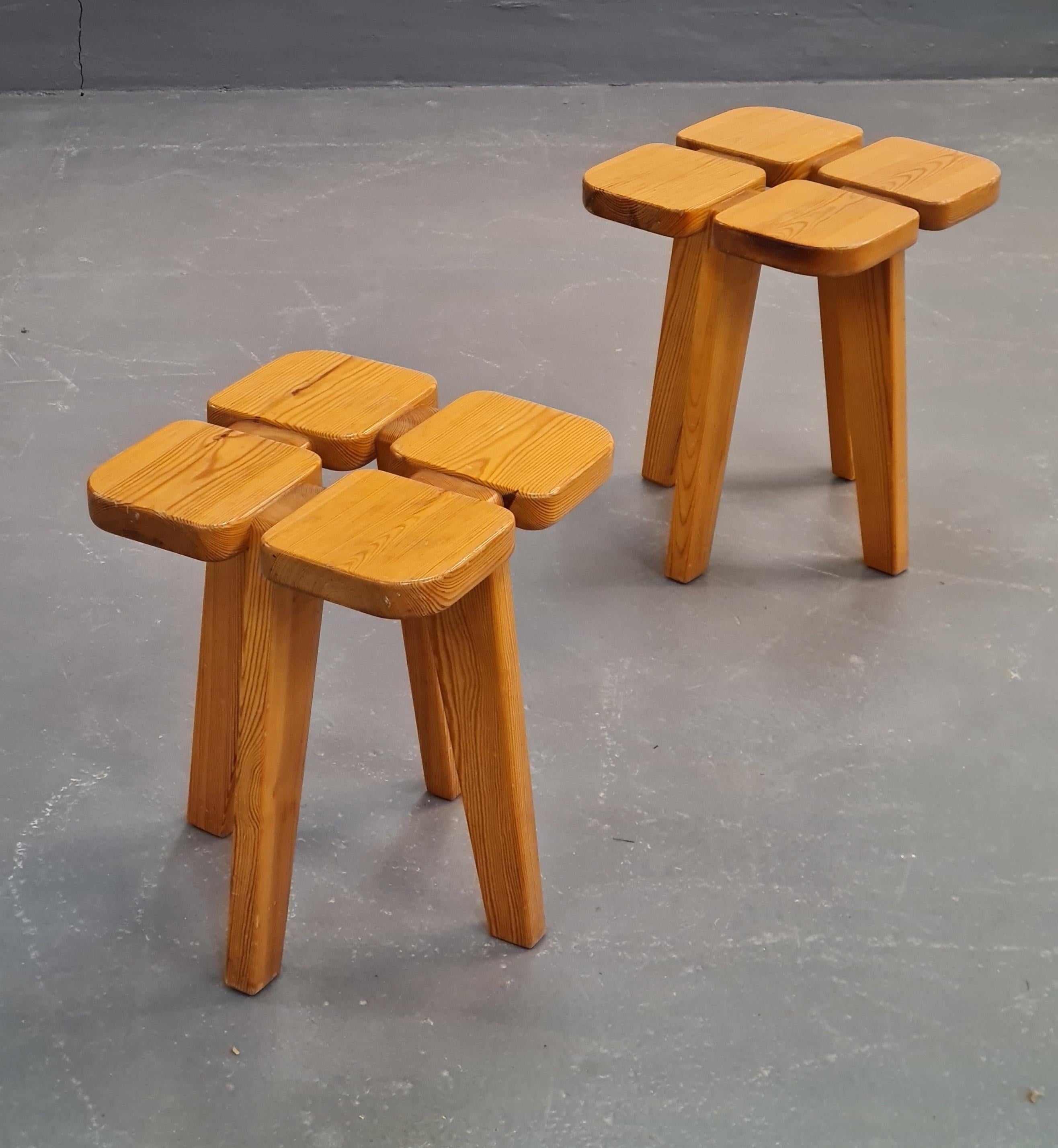 These stools represent four-leaf clovers, which are known as a sign of good luck. The quality of the materials and the craftmanship is outstanding. The stools are sturdy and in great condition.