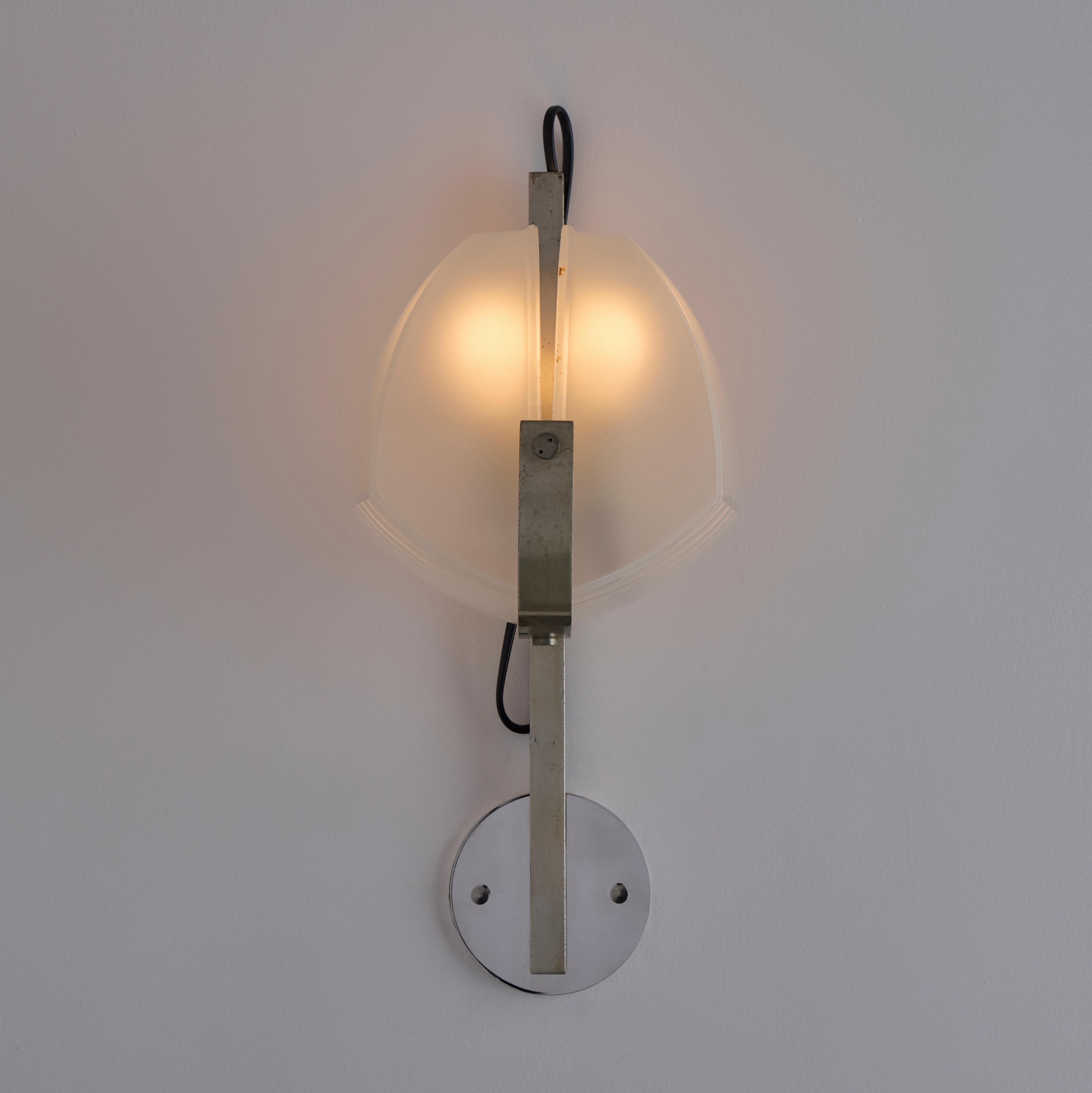 Coppia di appliques 'Omicron' di Vico Magistretti per Artemide in vendita 9