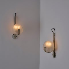 Coppia di appliques 'Omicron' di Vico Magistretti per Artemide