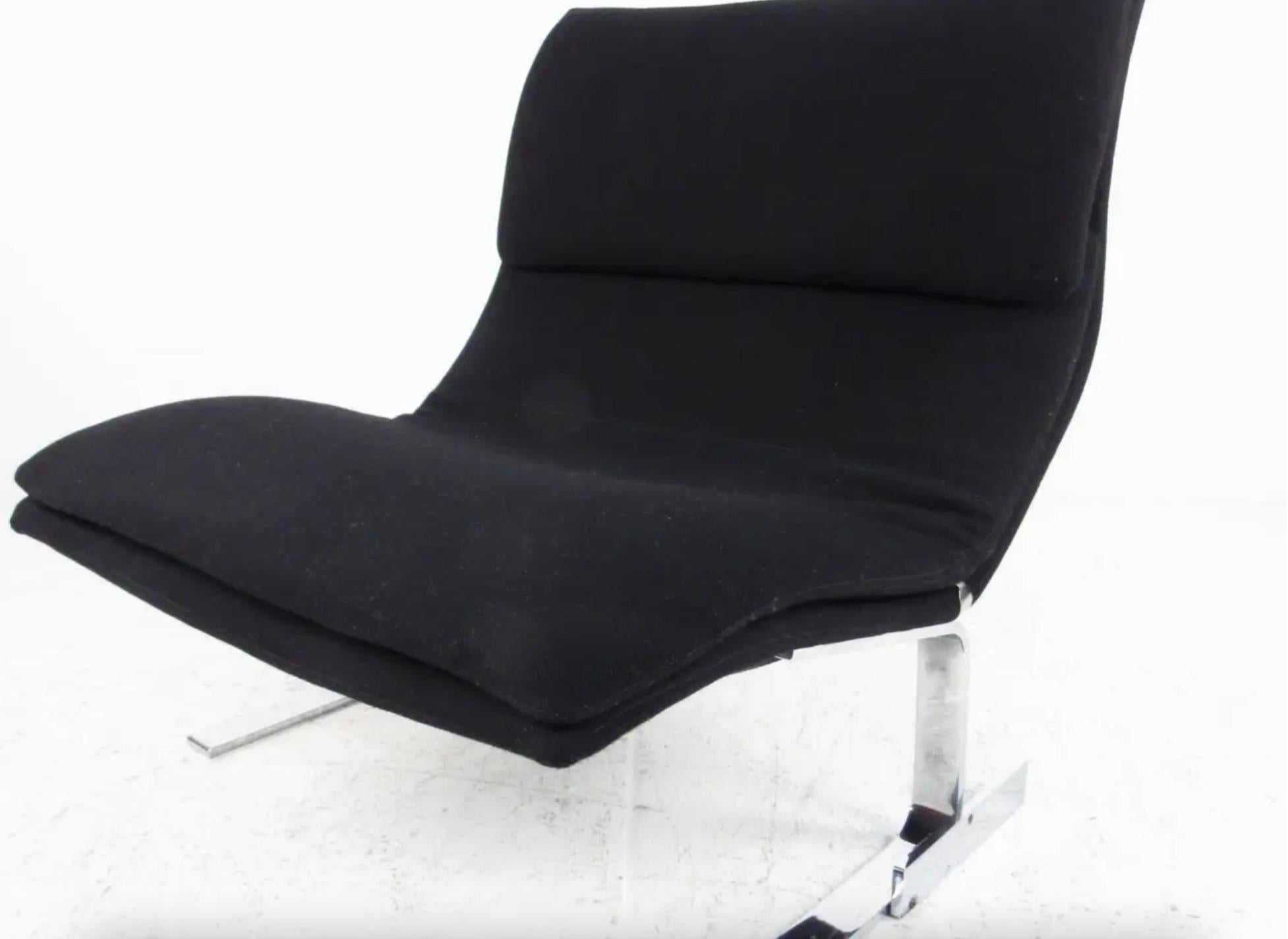 20th Century Pair of Onda Wave Lounge Chairs by Giovanni Offredi for Saporiti