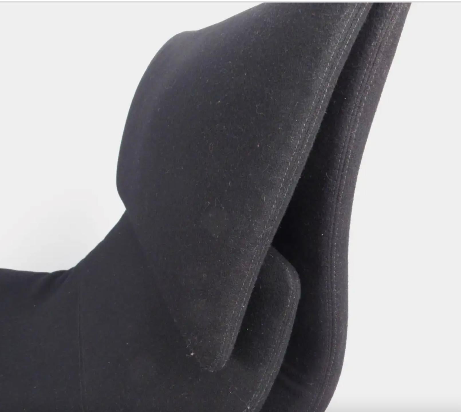 Pair of Onda Wave Lounge Chairs by Giovanni Offredi for Saporiti 2