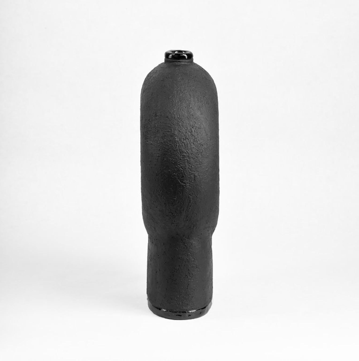 Paar Vasen mit einem Bein aus Keramik von Faina (Ukrainisch) im Angebot