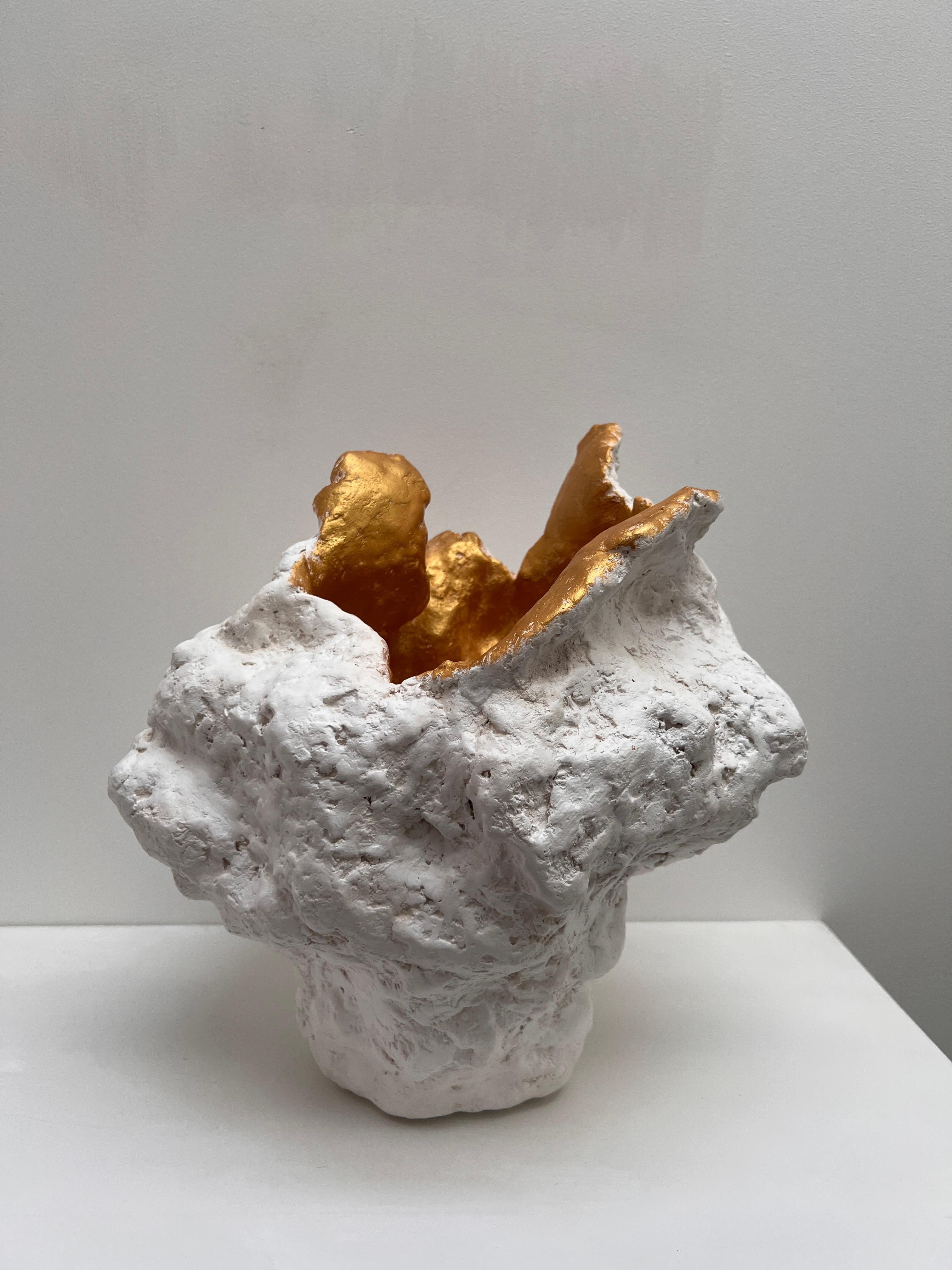 Pareja de lámparas escultóricas artesanales únicas - Formación rocosa orgánica en venta 1