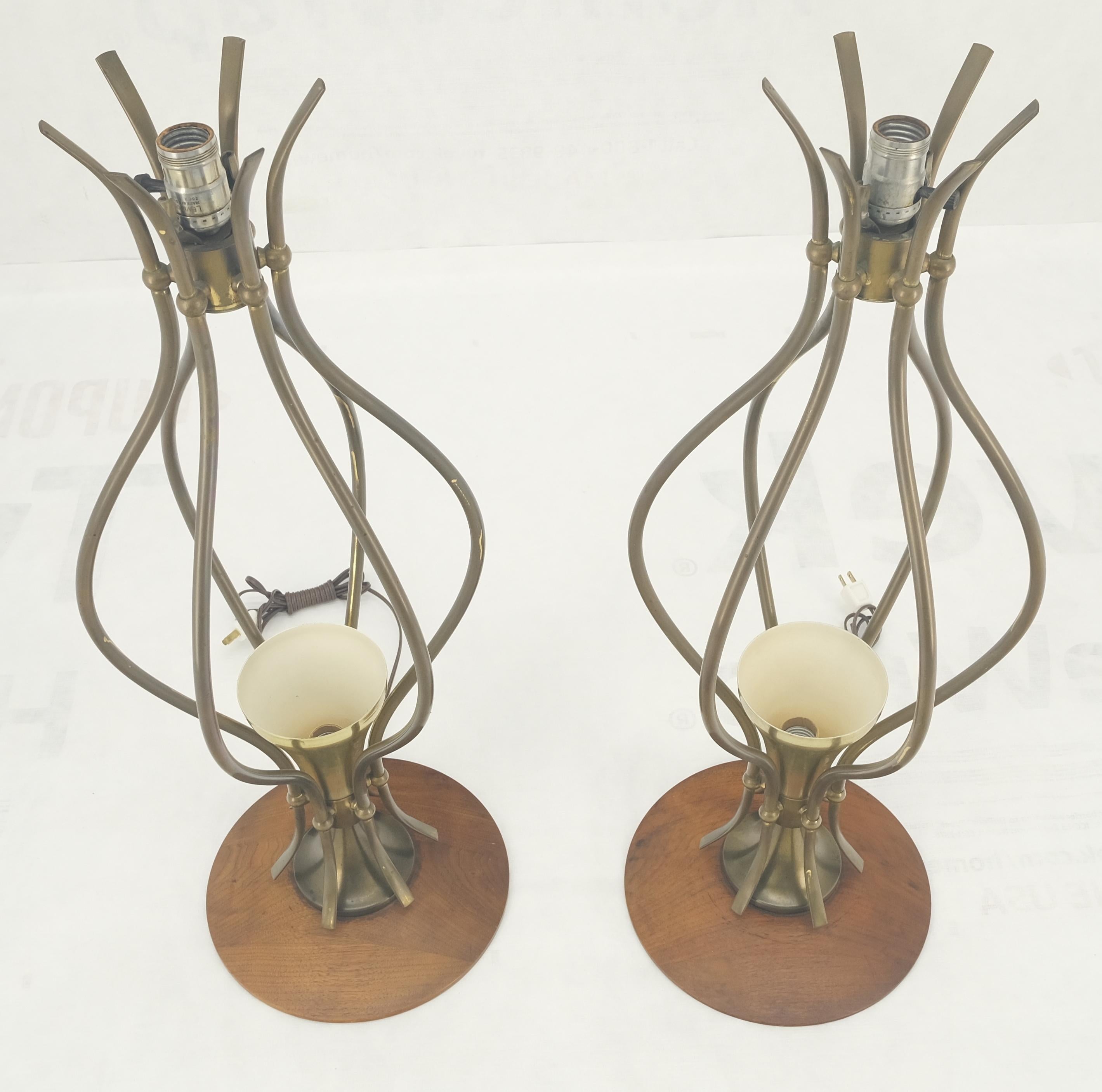 Pair of Onion Shape Turned Solid Walnut Bases Brass Harps Table Lamps MINT! In Good Condition For Sale In Rockaway, NJ