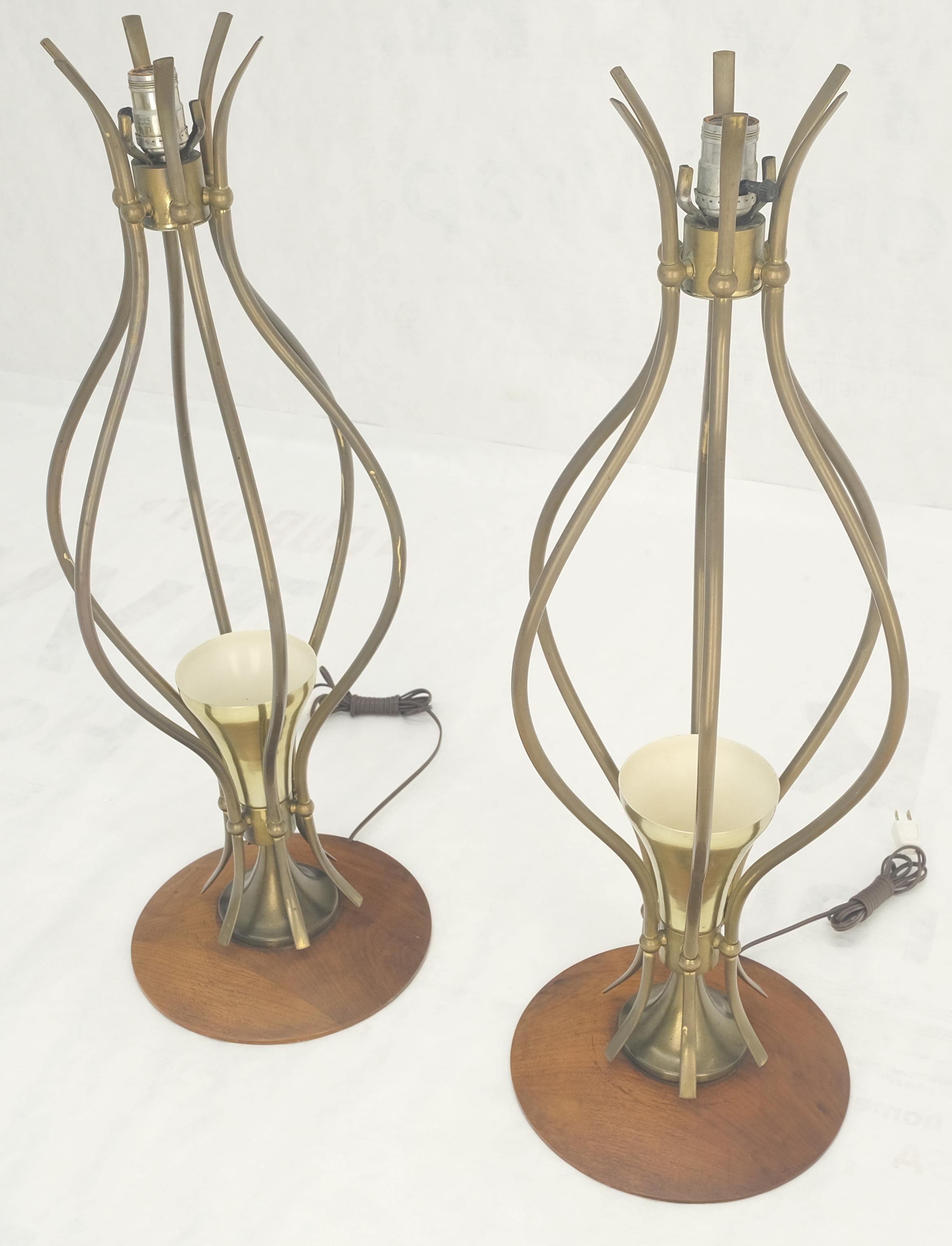 20th Century Pair of Onion Shape Turned Solid Walnut Bases Brass Harps Table Lamps MINT! For Sale