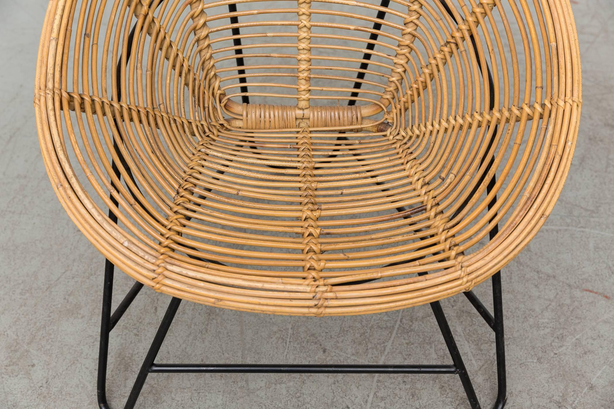 Pair of Onion Skin Patterned Bamboo Hoop Chairs In Good Condition In Los Angeles, CA