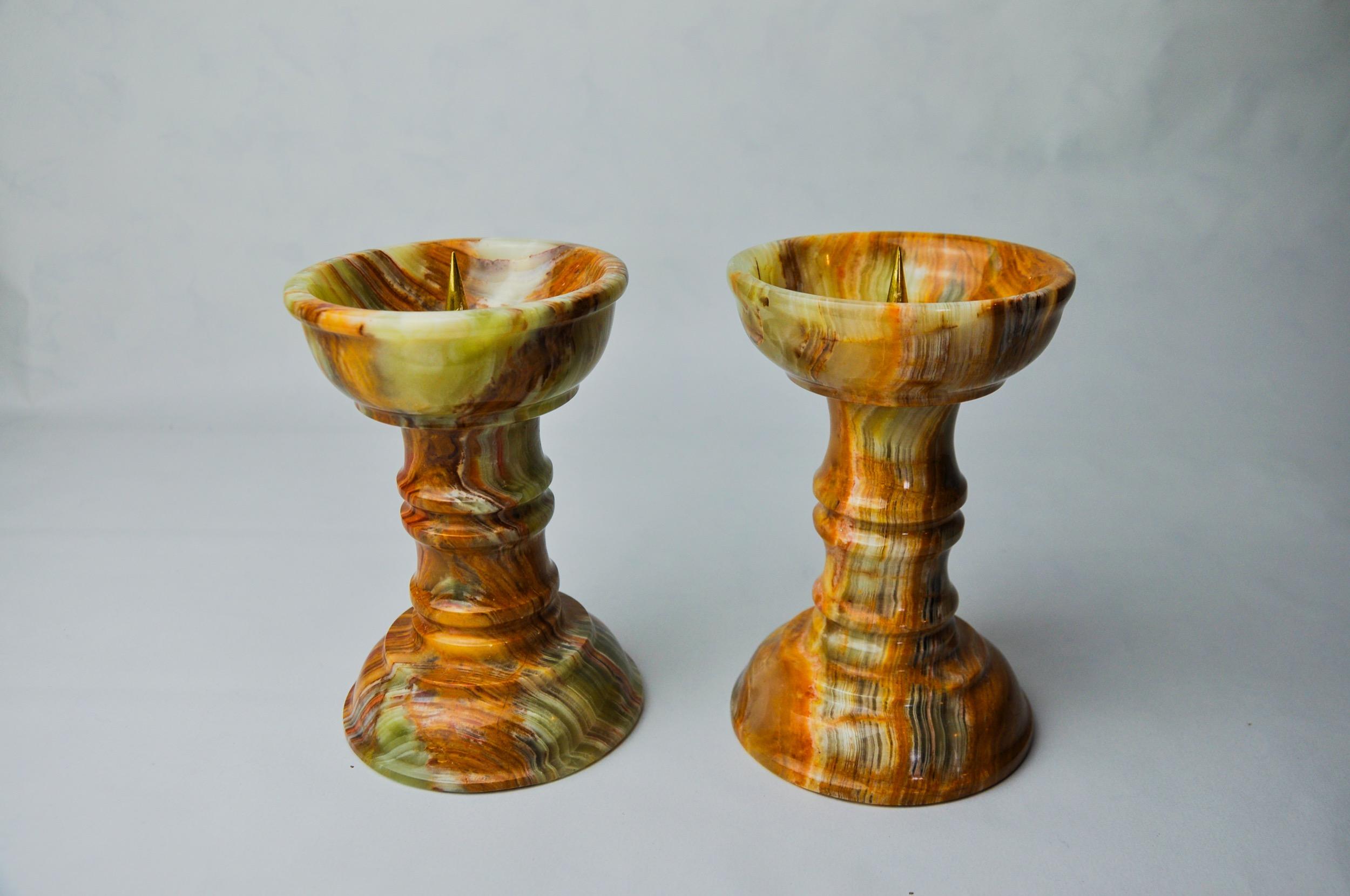 Hollywood Regency Pair of onyx and brass candlesticks, Italy, 1980 For Sale