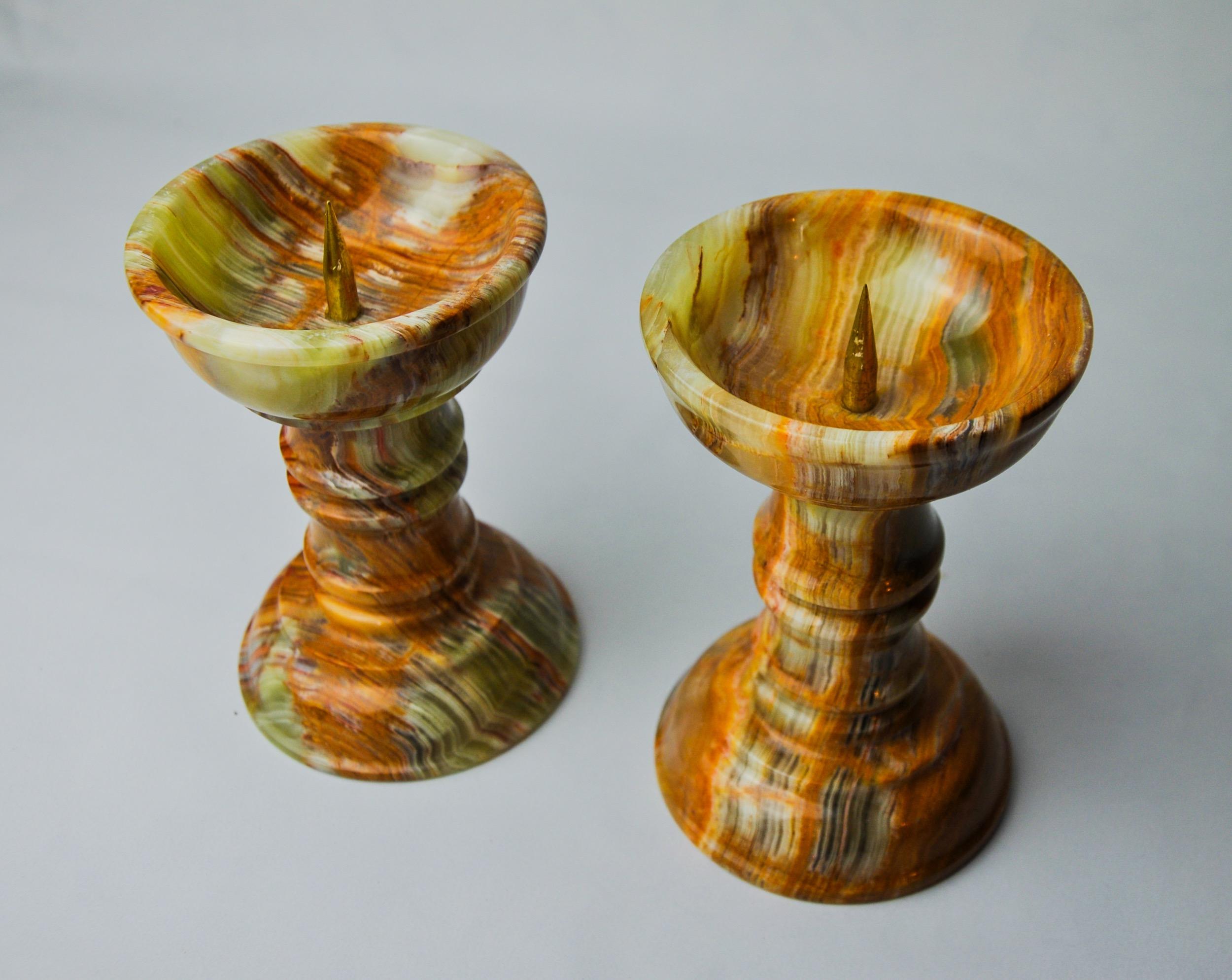 Italian Pair of onyx and brass candlesticks, Italy, 1980 For Sale