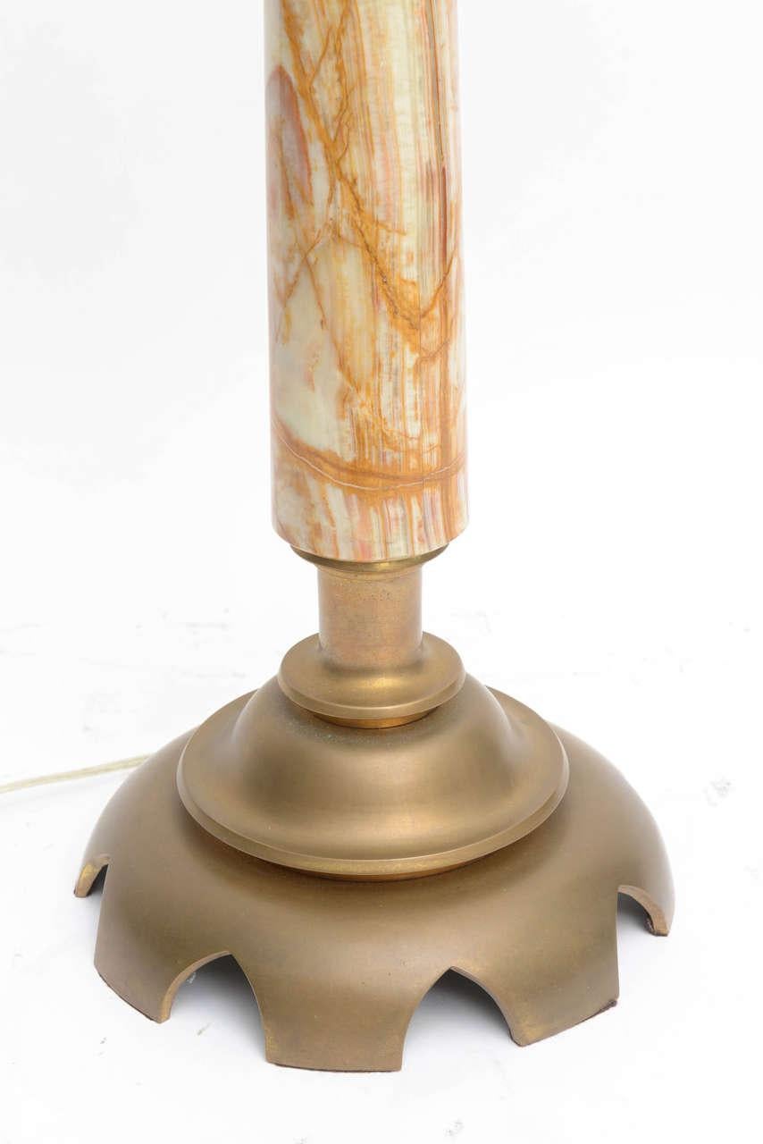 Onyx Paire de lampes de bureau en onyx et bronze en vente