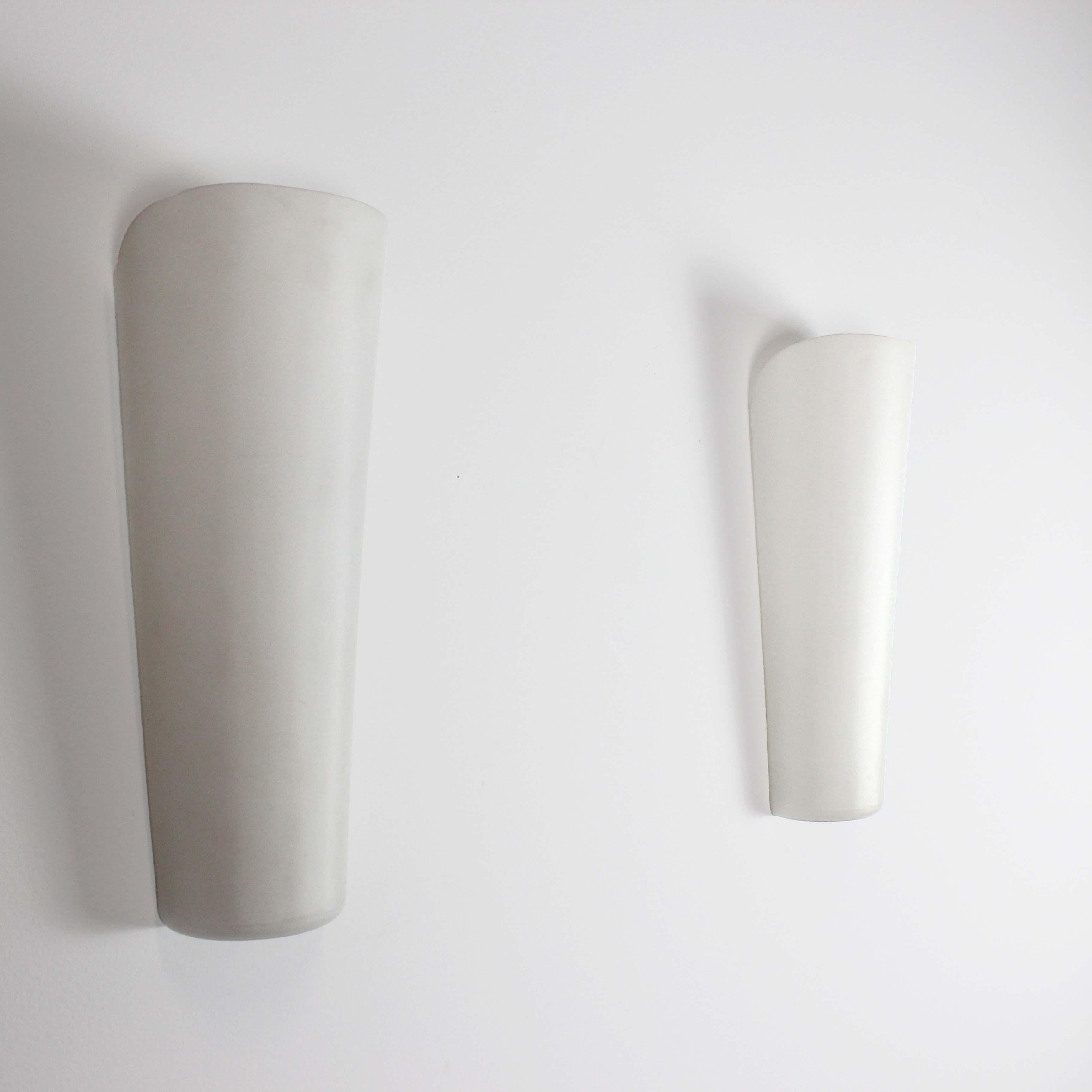 Pair of opal glass shades/sconces - Wilhelm Wagenfeld - to Peill & Putzler For Sale 1