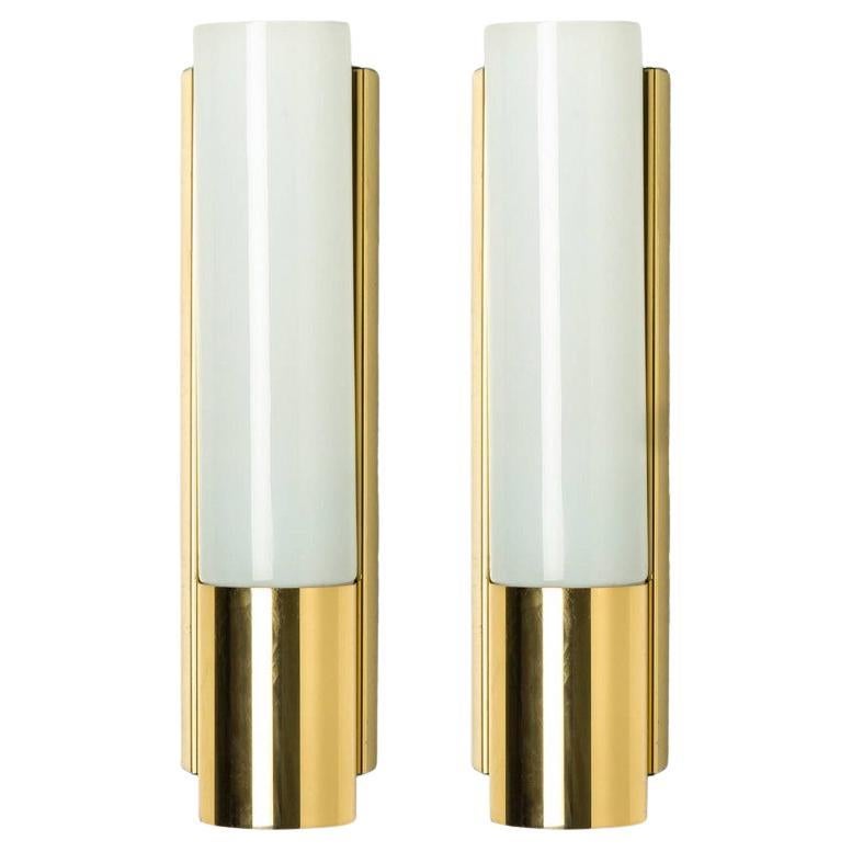 Pareja de apliques de cristal opalino de Glashütte Limburg, 1970