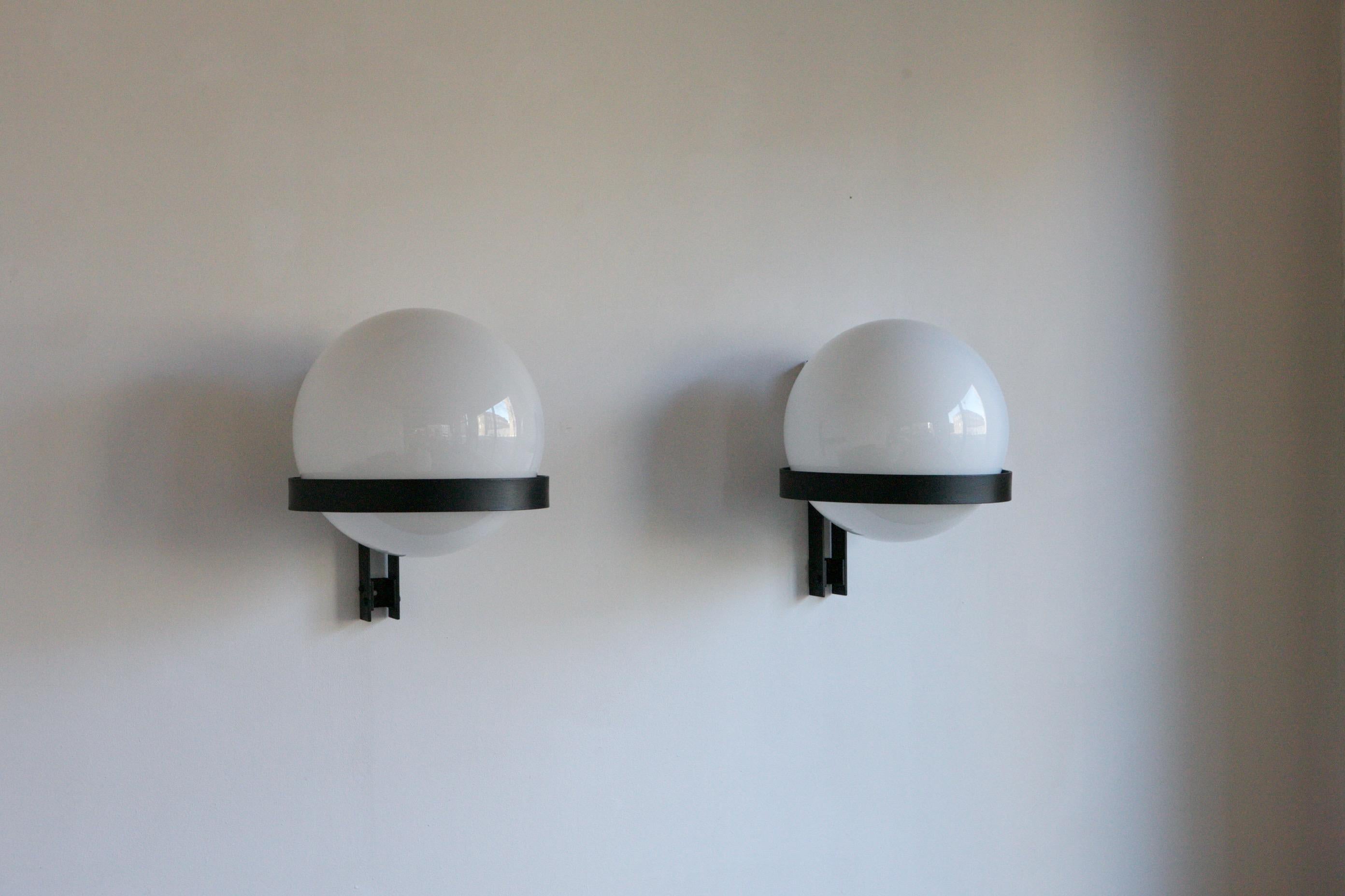 Late 20th Century Pair of Opaline Globe Wall Lights For Sale