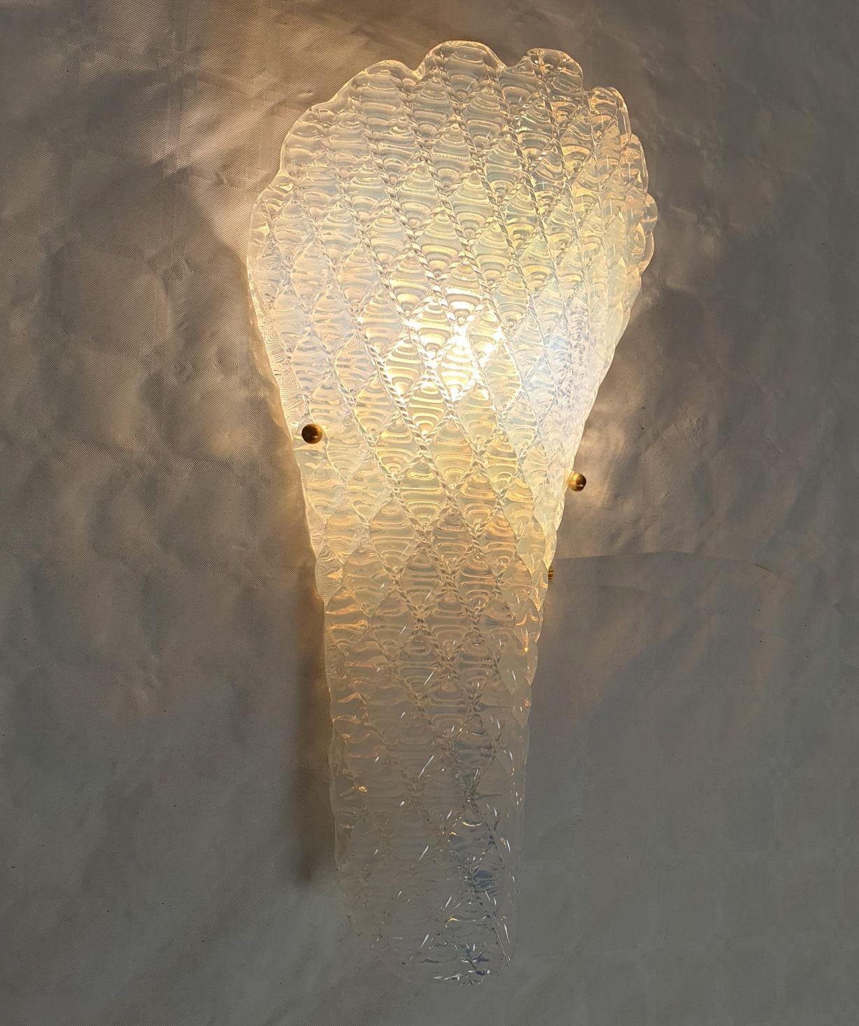 Pair of opaline Murano glass sconces In Excellent Condition For Sale In Dallas, TX