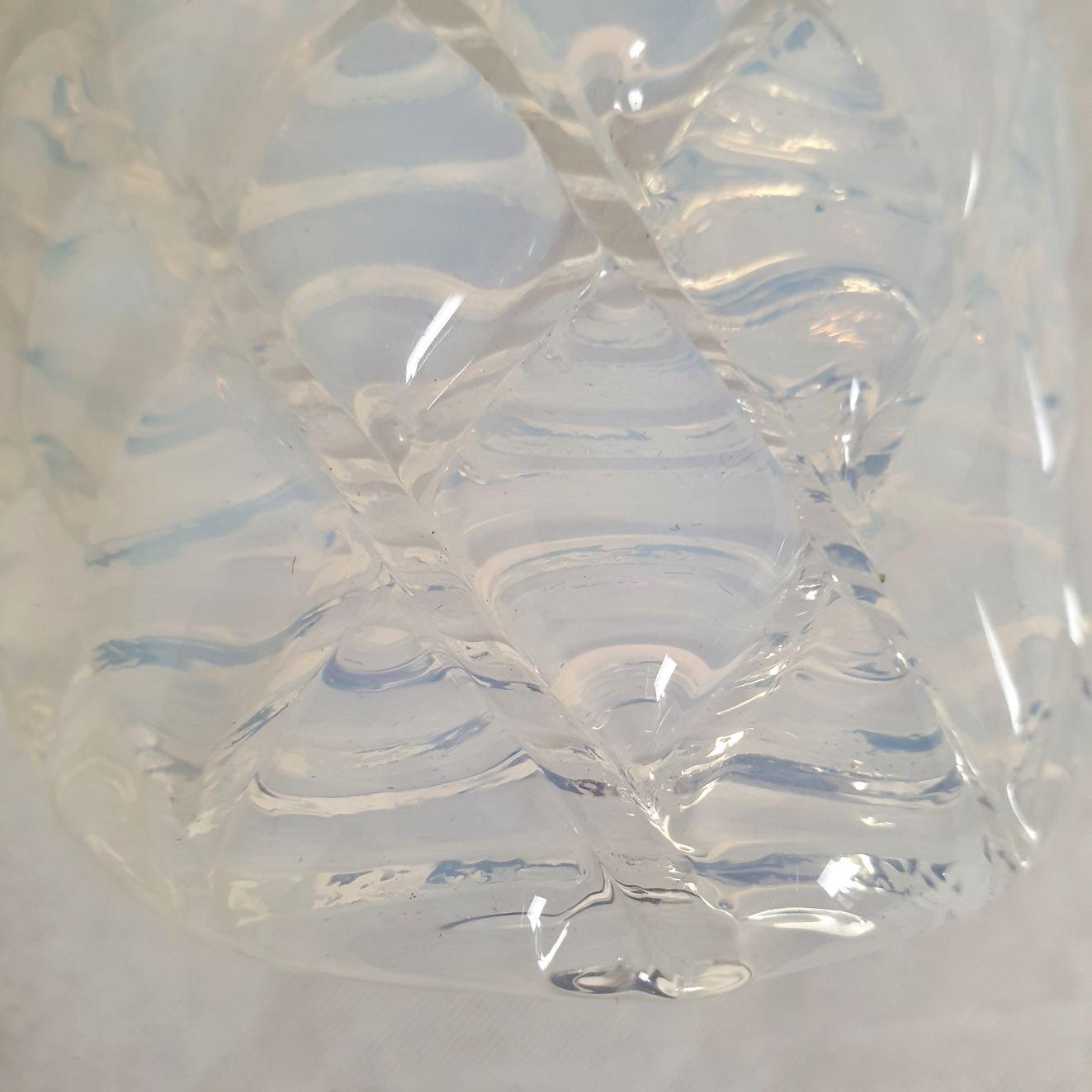 Pair of opaline Murano glass sconces For Sale 1