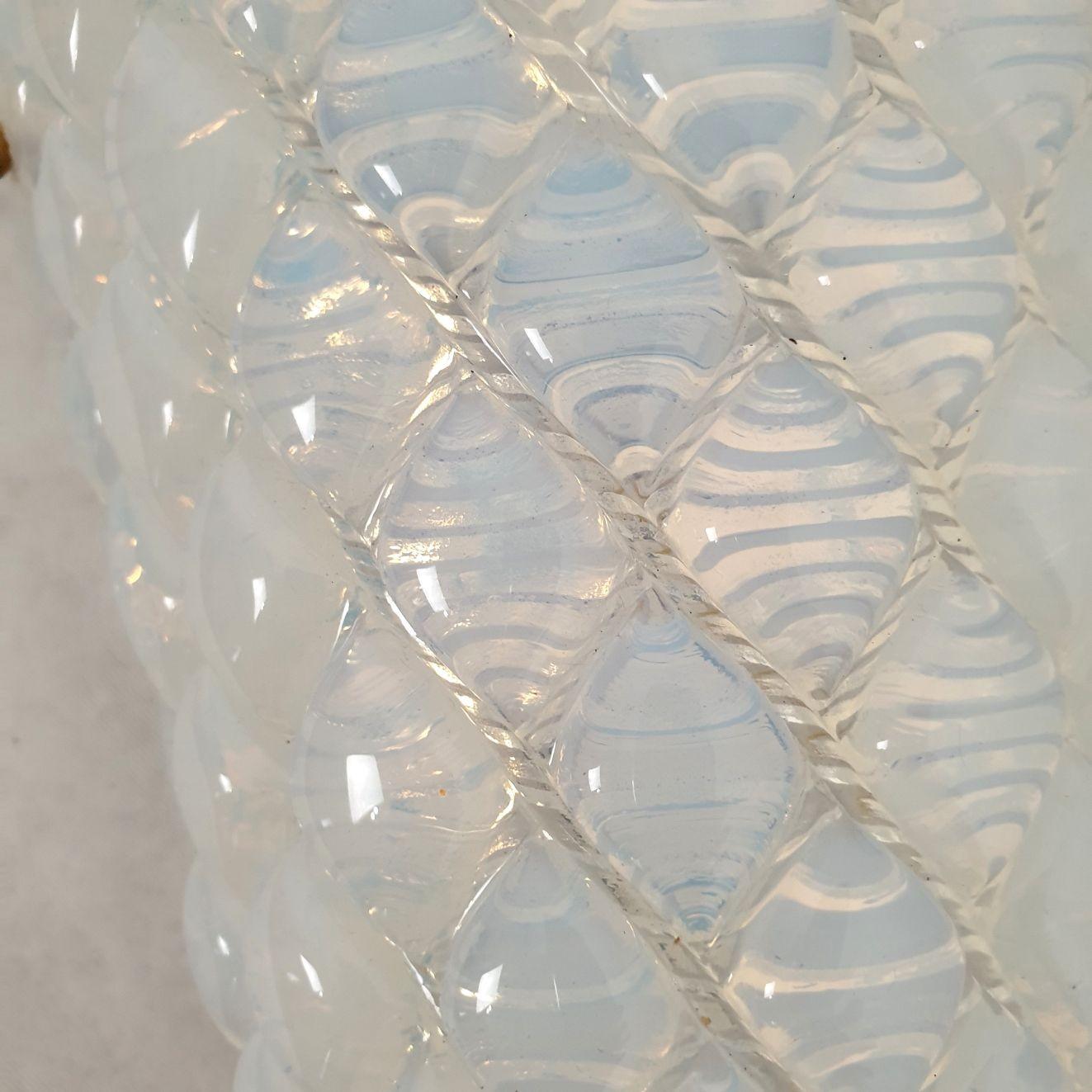 Pair of opaline Murano glass sconces For Sale 2