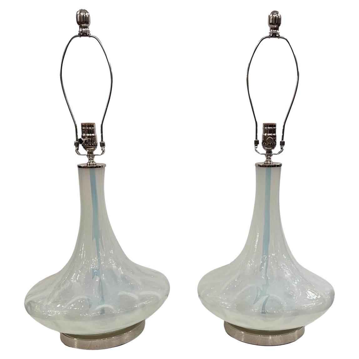 Coppia di lampade opaline di Murano