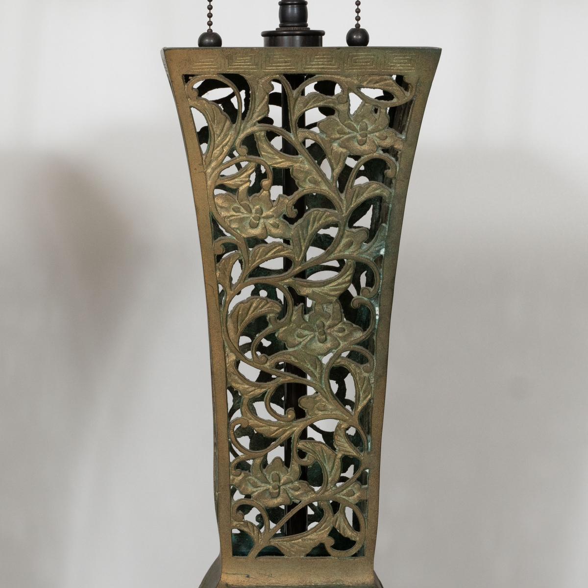 Pair of Openwork Patinated Bronze Table Lamps For Sale 7