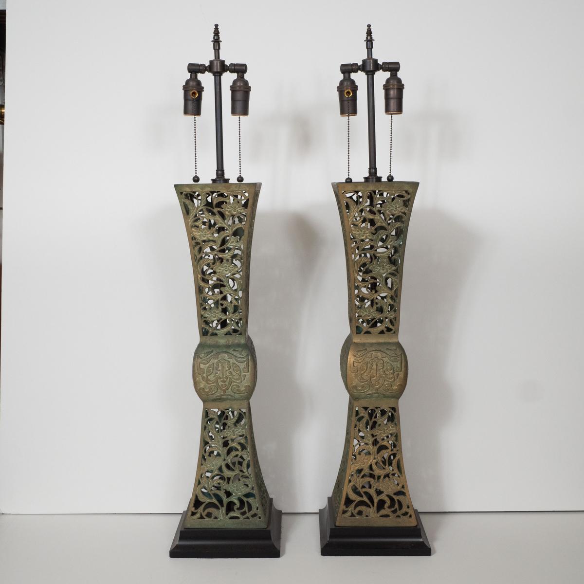 Mid-Century Modern Pair of Openwork Patinated Bronze Table Lamps For Sale