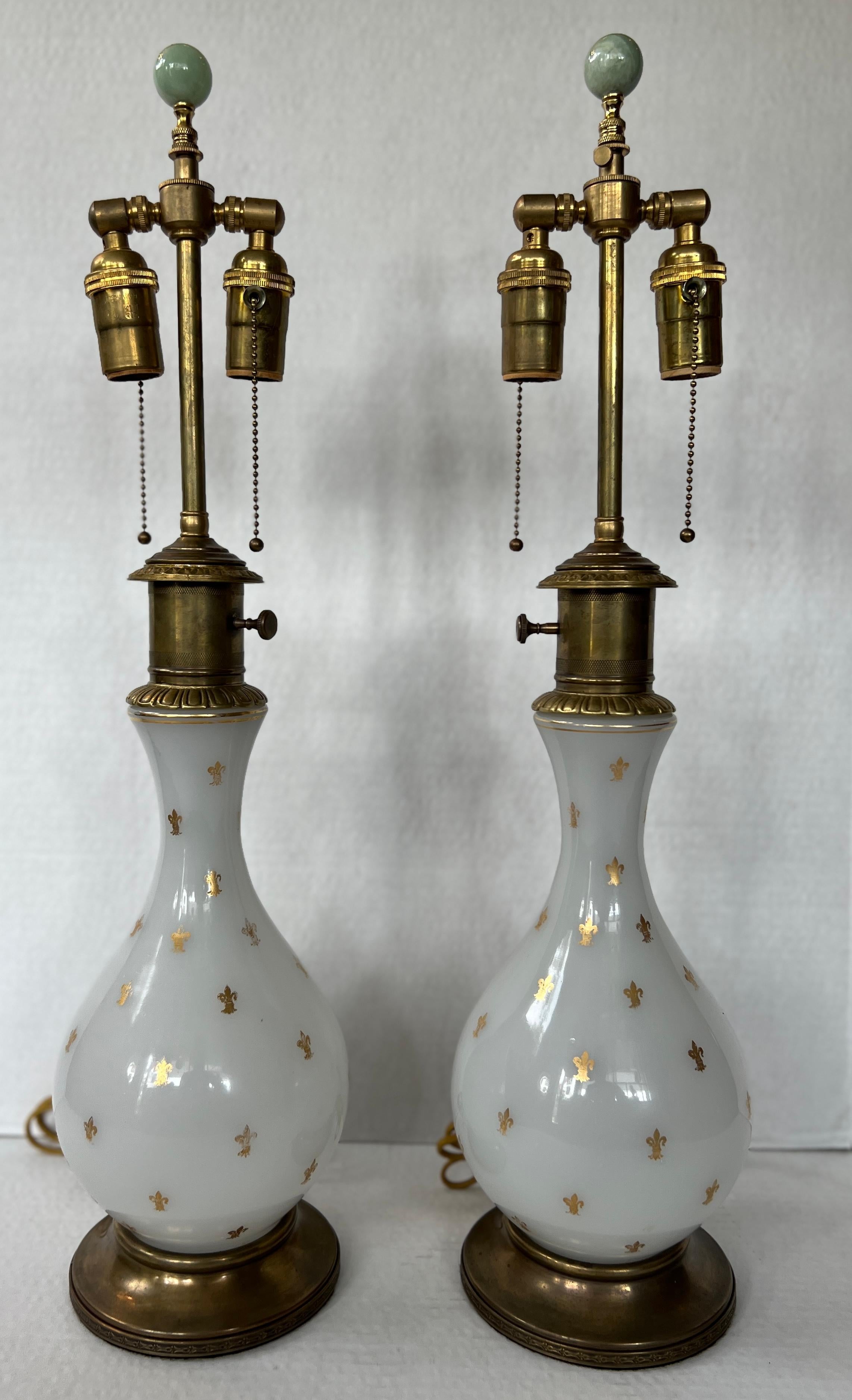 Pair of Opaline Glass Fleur De Lis Table Lamps For Sale 7