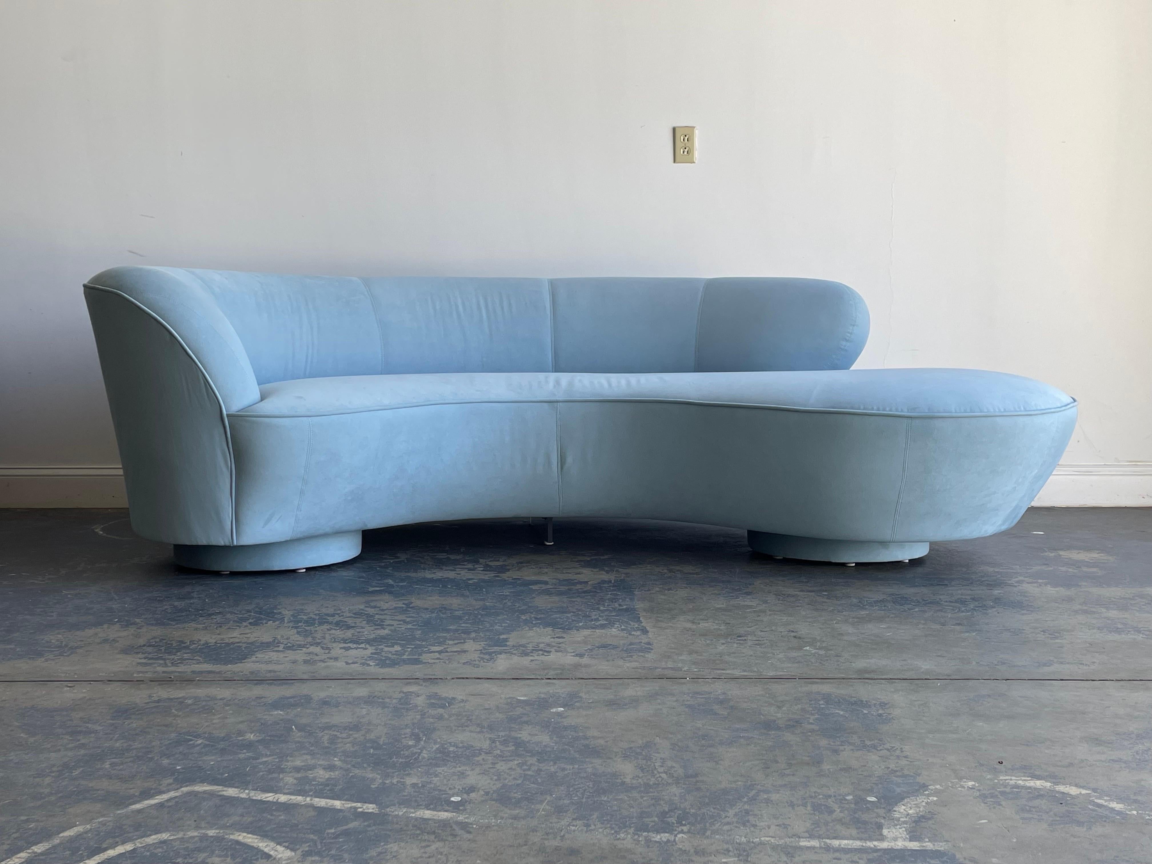 American Pair of Opposing Complimentary Vladimir Kagan Serpentine Sofas for Directional