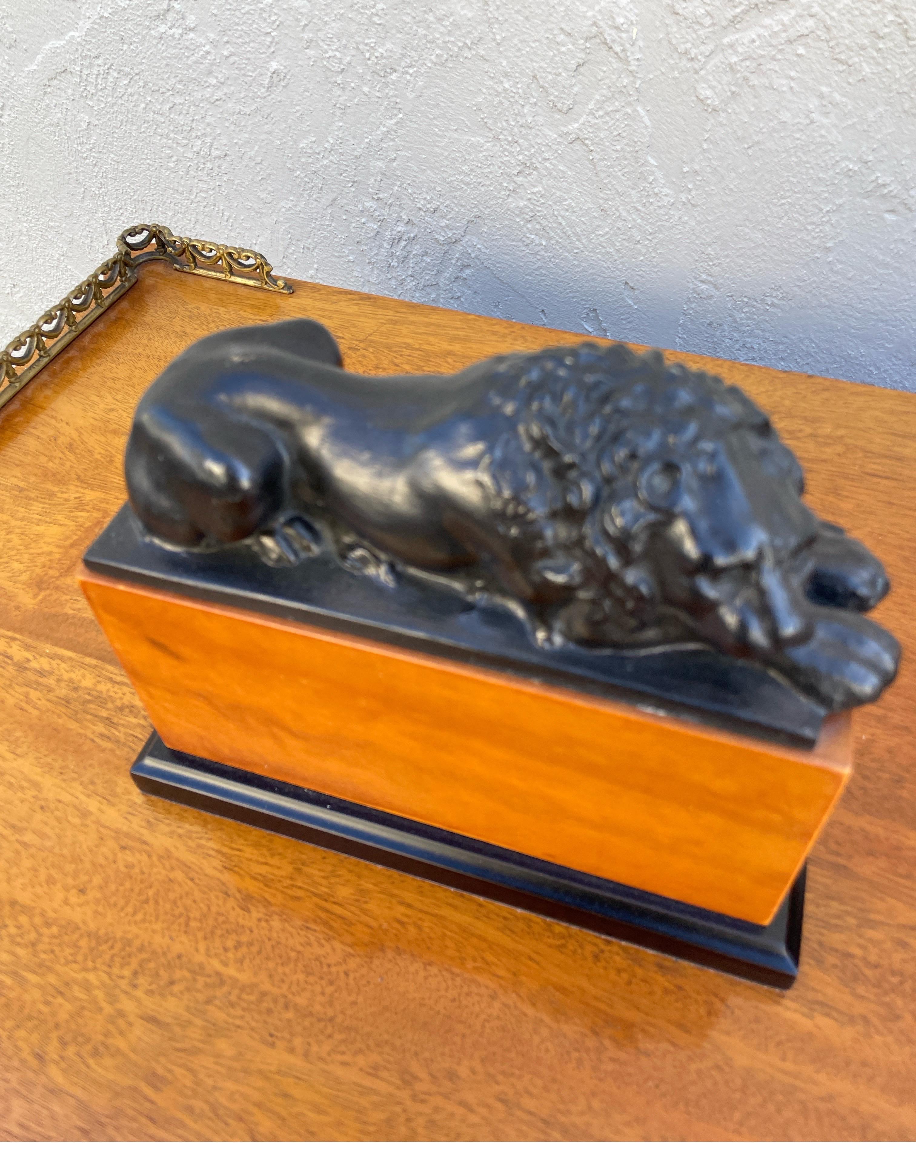 Neoclassical Pair of Opposing Lion Bookends For Sale