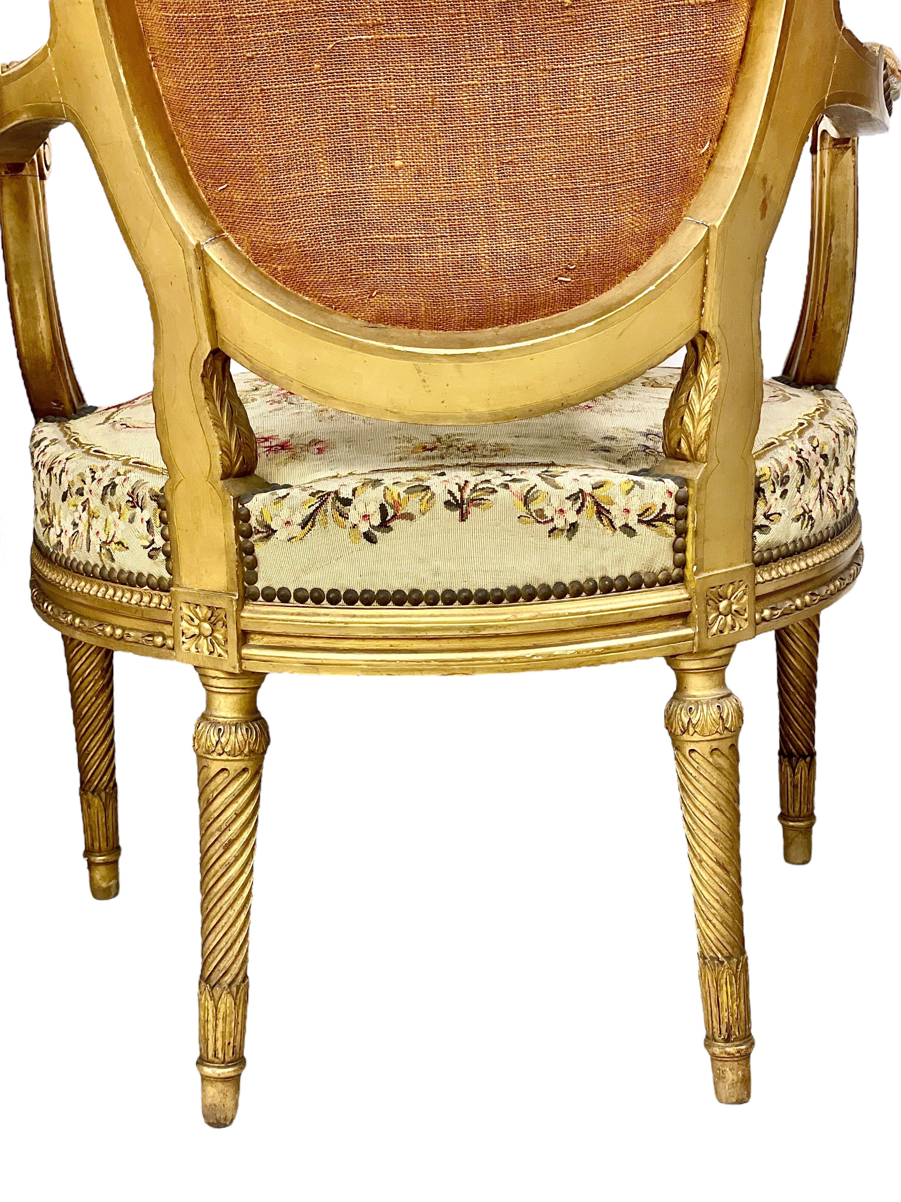 Pareja de opulentos Fauteuils de madera dorada Siglo XIX en venta 4