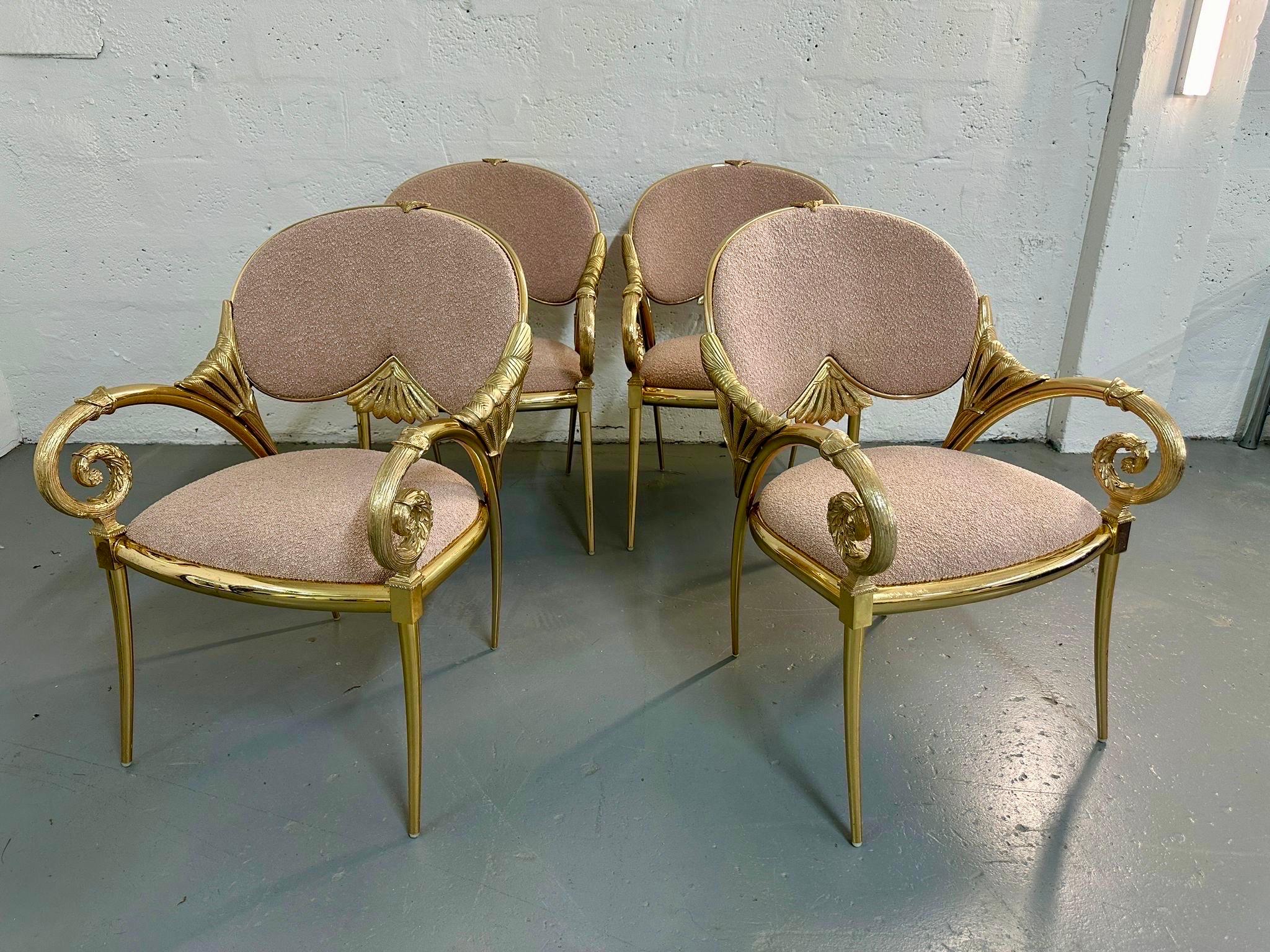 Paire d'opulents fauteuils décoratifs Manuel Vidal Grau en métal plaqué or en vente 2