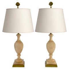 Ein Paar Alabaster-Tischlampen von Wildwood Lamp Company, ca. 1980er Jahre, USA