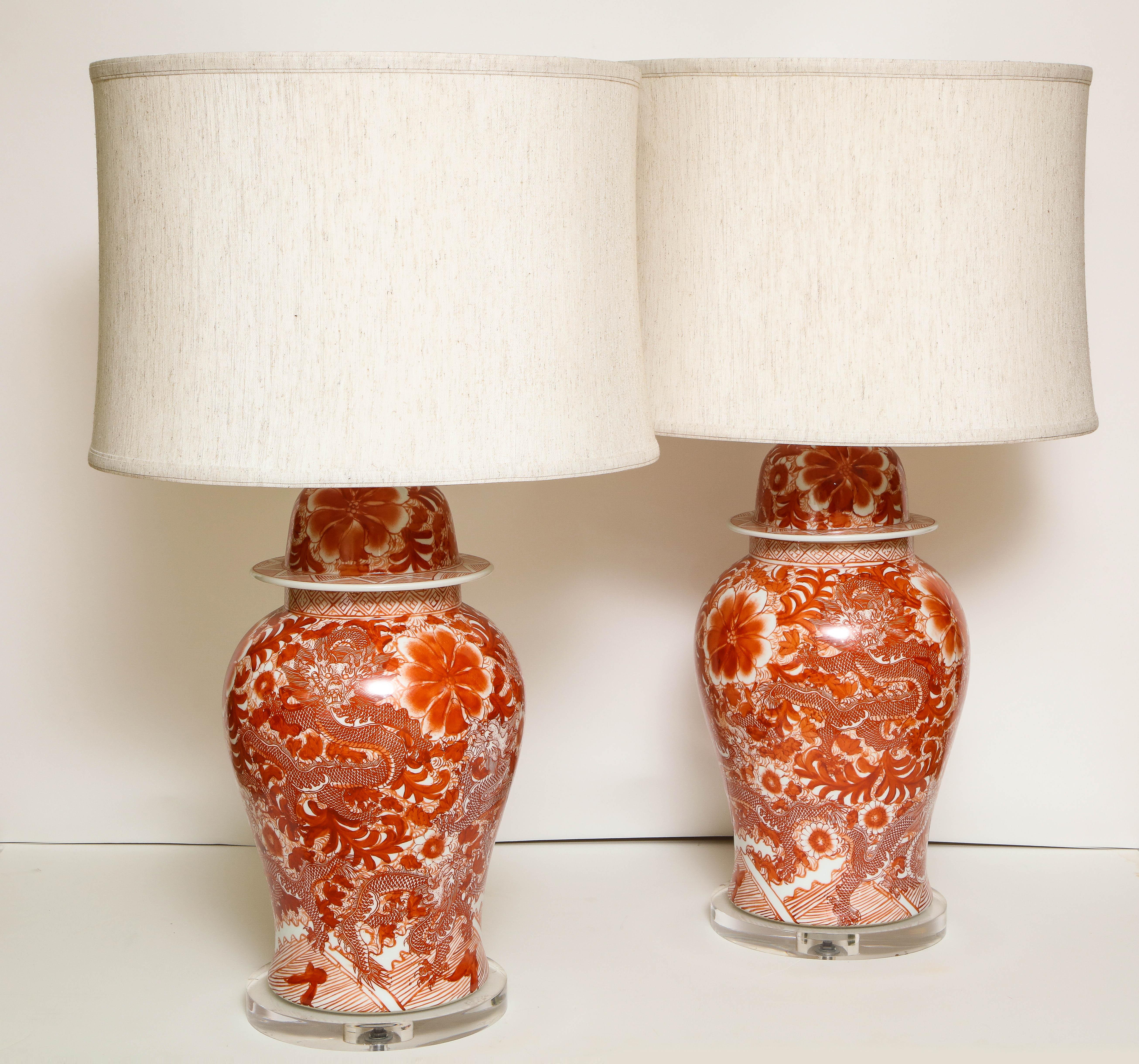 Pair of Orange and White Ceramic Lamps In Excellent Condition In New York, NY