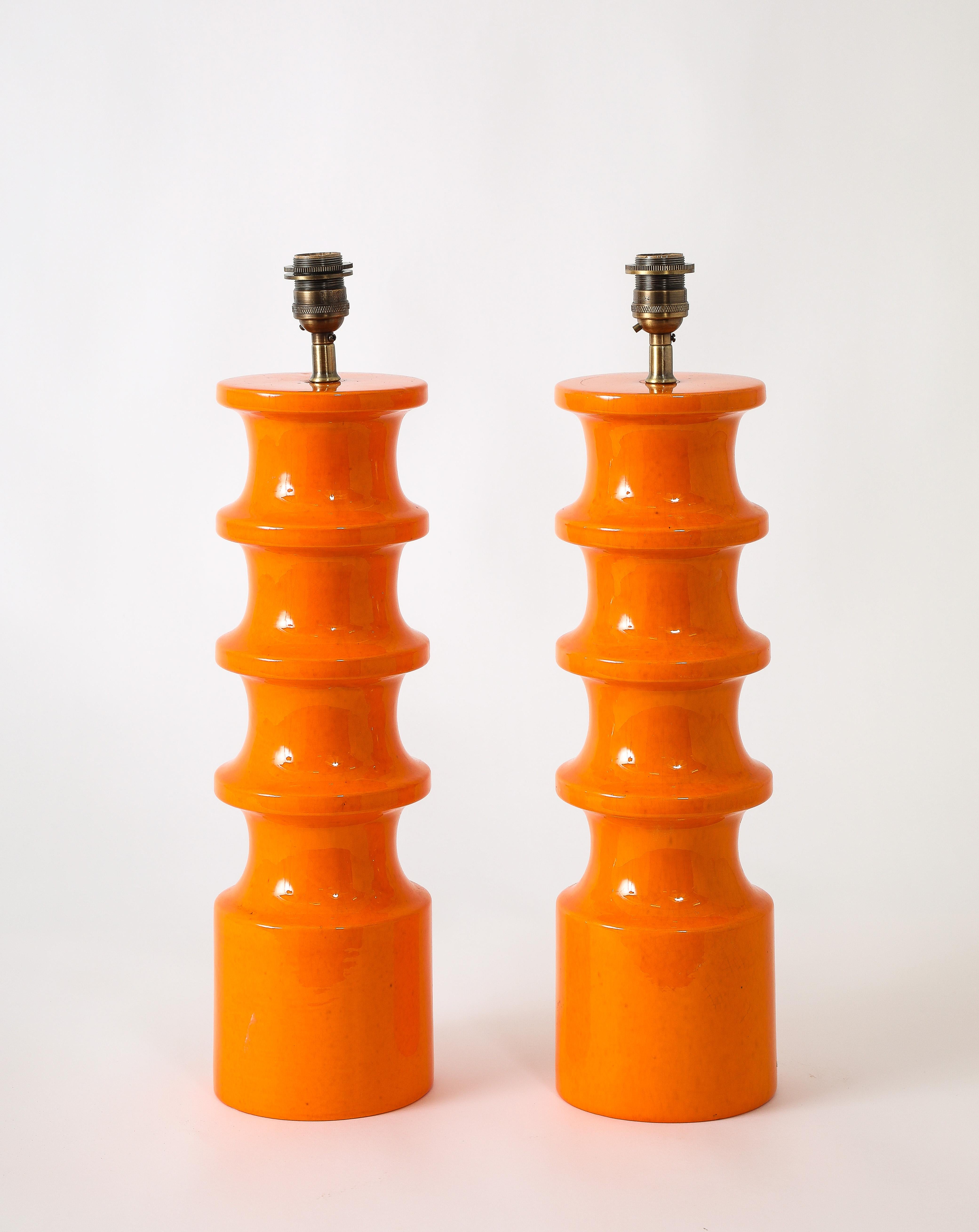 Mid-Century Modern Pair Of Orange Crackle Ceramic Lamps, Italy 1950's For Sale