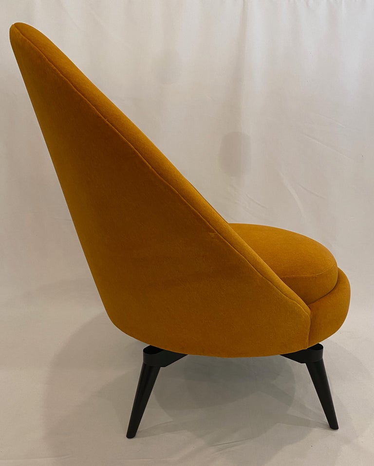 Pair of Ochre Mohair Swivel Chairs by AdM Bespoke In New Condition For Sale In Danville, CA