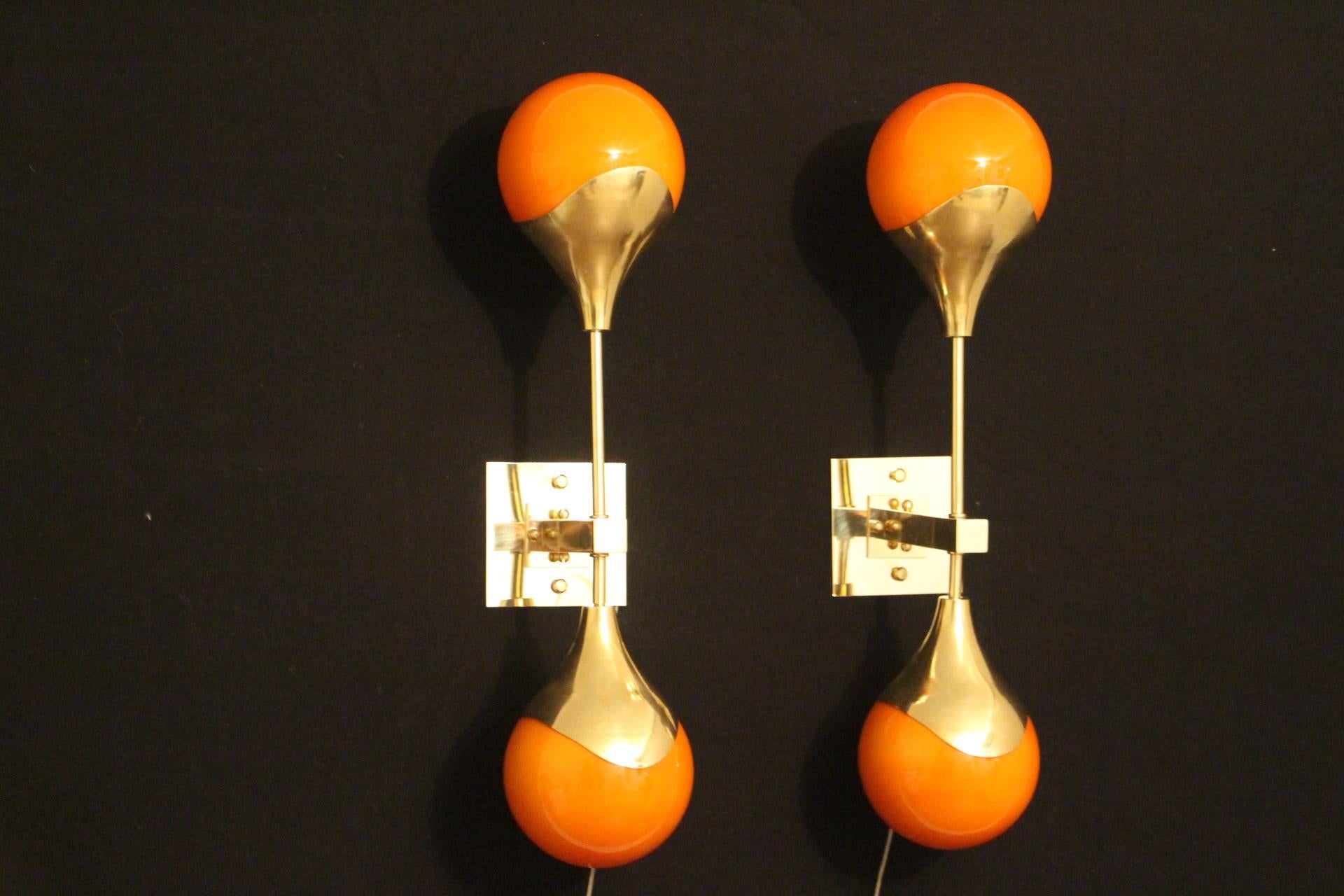 Pair of Orange Murano Glass and Brass Wall Sconces, Stilnovo Style In Excellent Condition In Saint-Ouen, FR